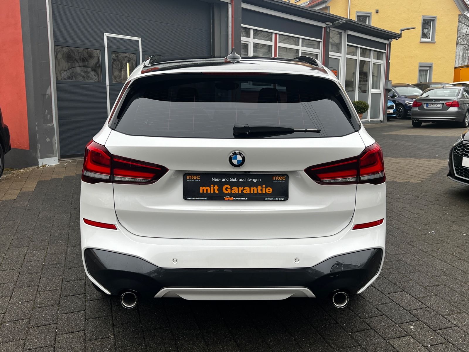 BMW X1 xDrive 20 d M Sport - Samsaru's Car Outlet