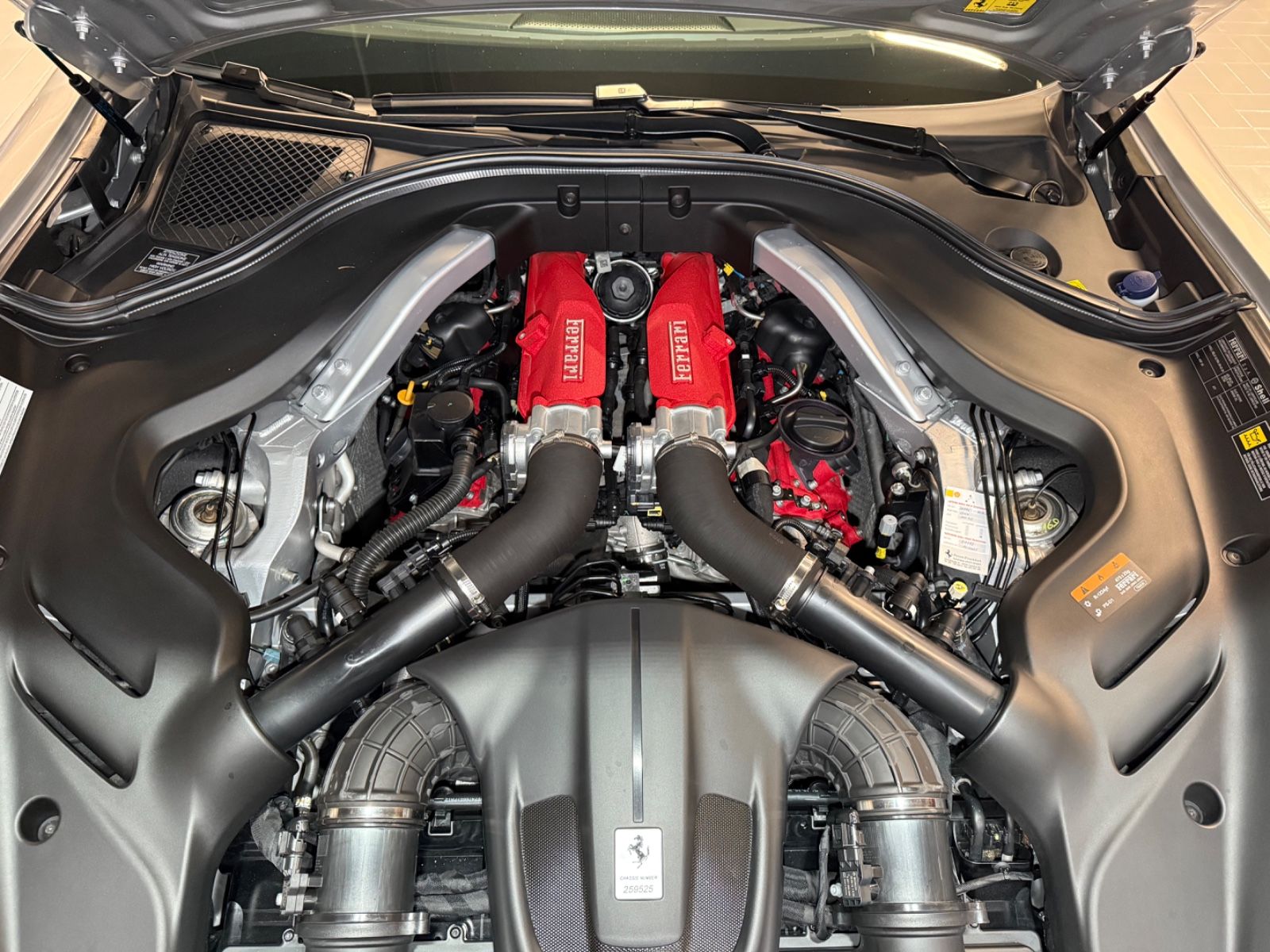 Ferrari Roma 3.9 T V8 DCT ADAS~FULL CARBON~MATRIX~360