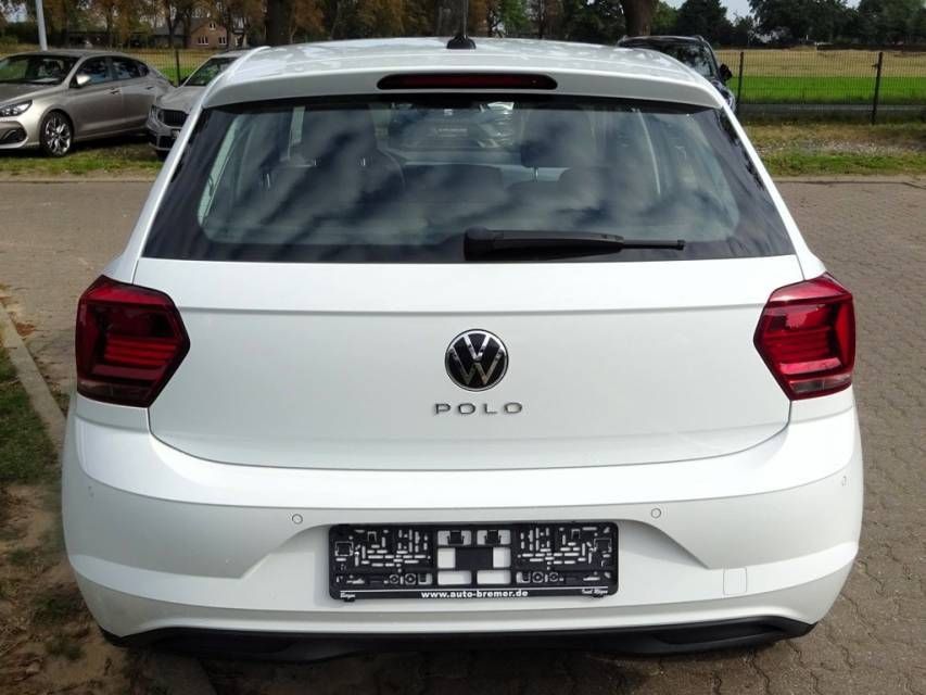 Volkswagen Polo VI 1.0 TSI Automatik Highline - Samsaru's Car Outlet
