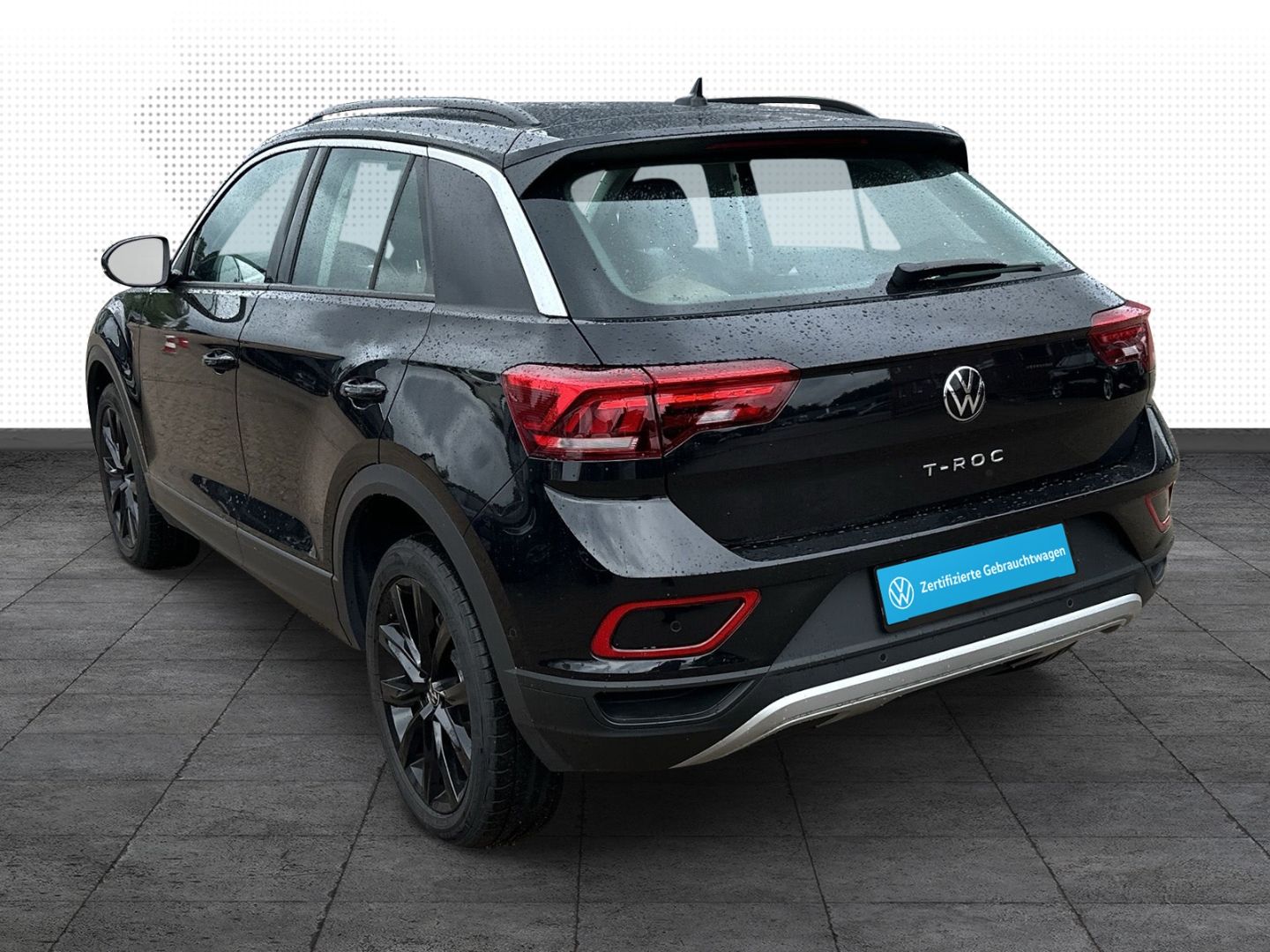 Volkswagen T-Roc 1.5 TSI Life - Samsaru's Car Outlet