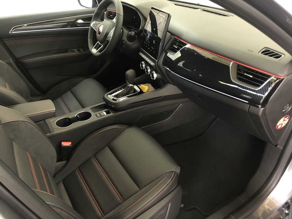 Renault Arkana TCe 160 EDC R.S. LINE - Samsaru's Car Outlet