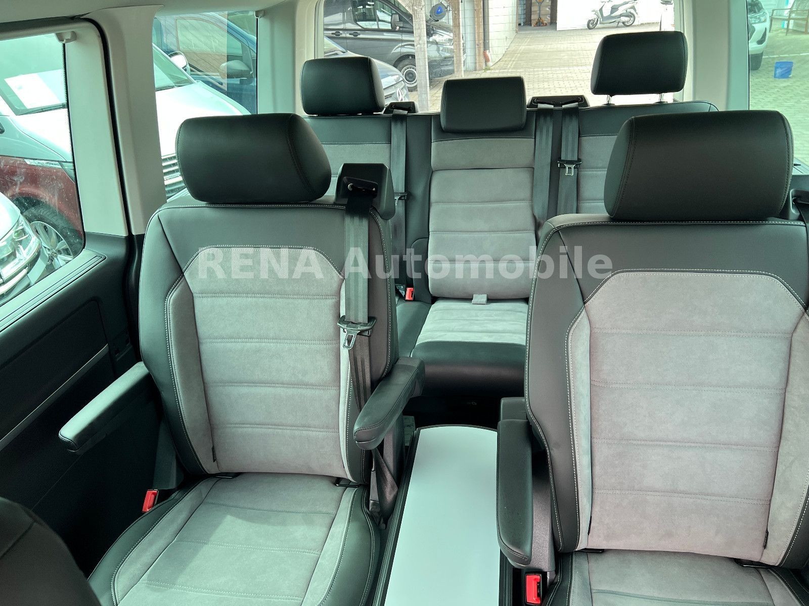 Volkswagen T6 Multivan 4motion - Samsaru's Car Outlet
