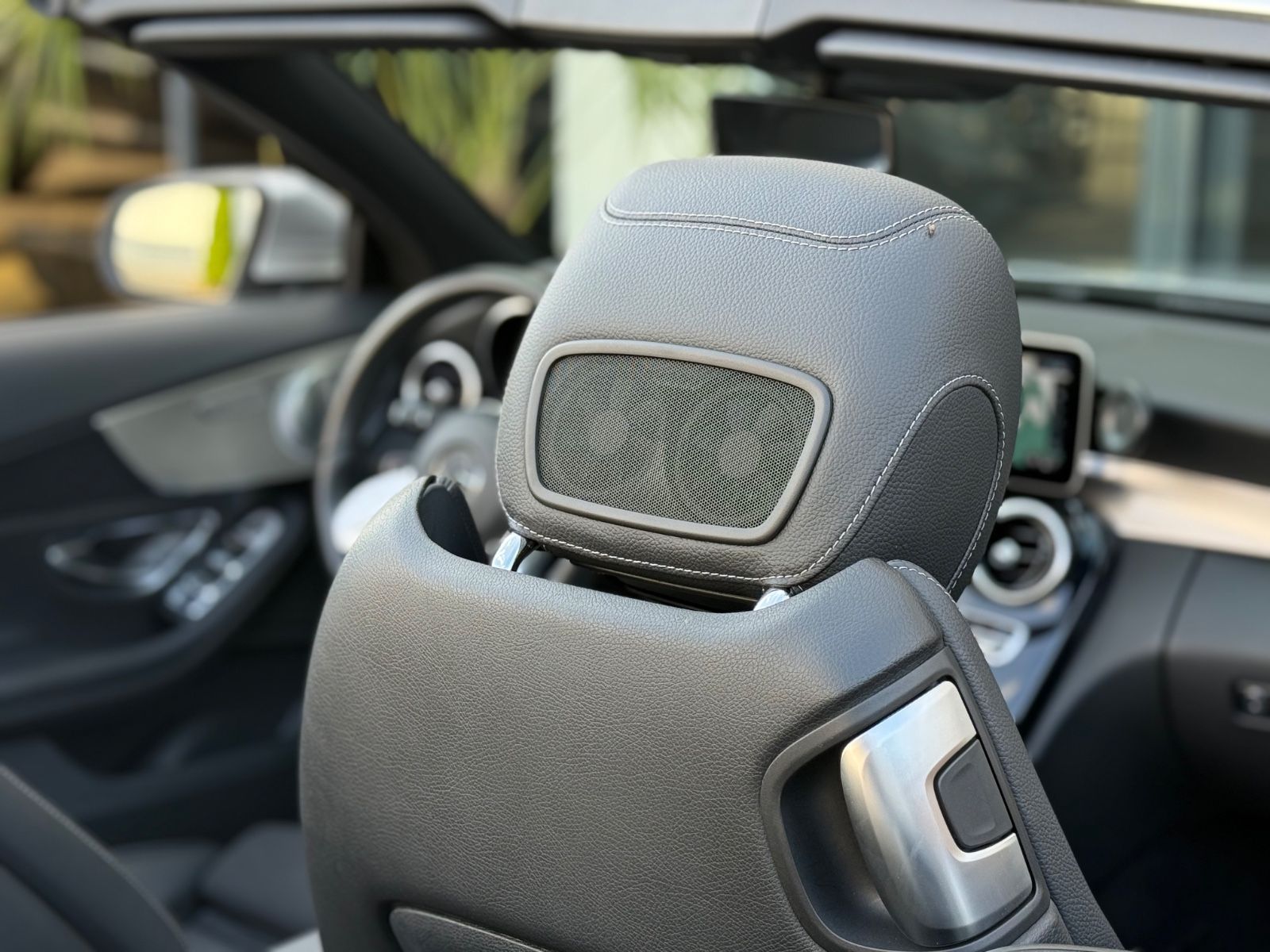 Mercedes-Benz C 200 Cabrio AMG Line - Samsaru's Car Outlet
