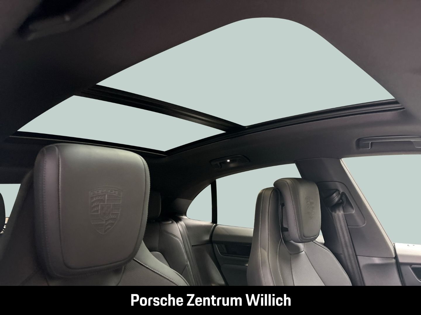Porsche Macan 4 Surround-View InnoDrive LED-Matrix BOSE