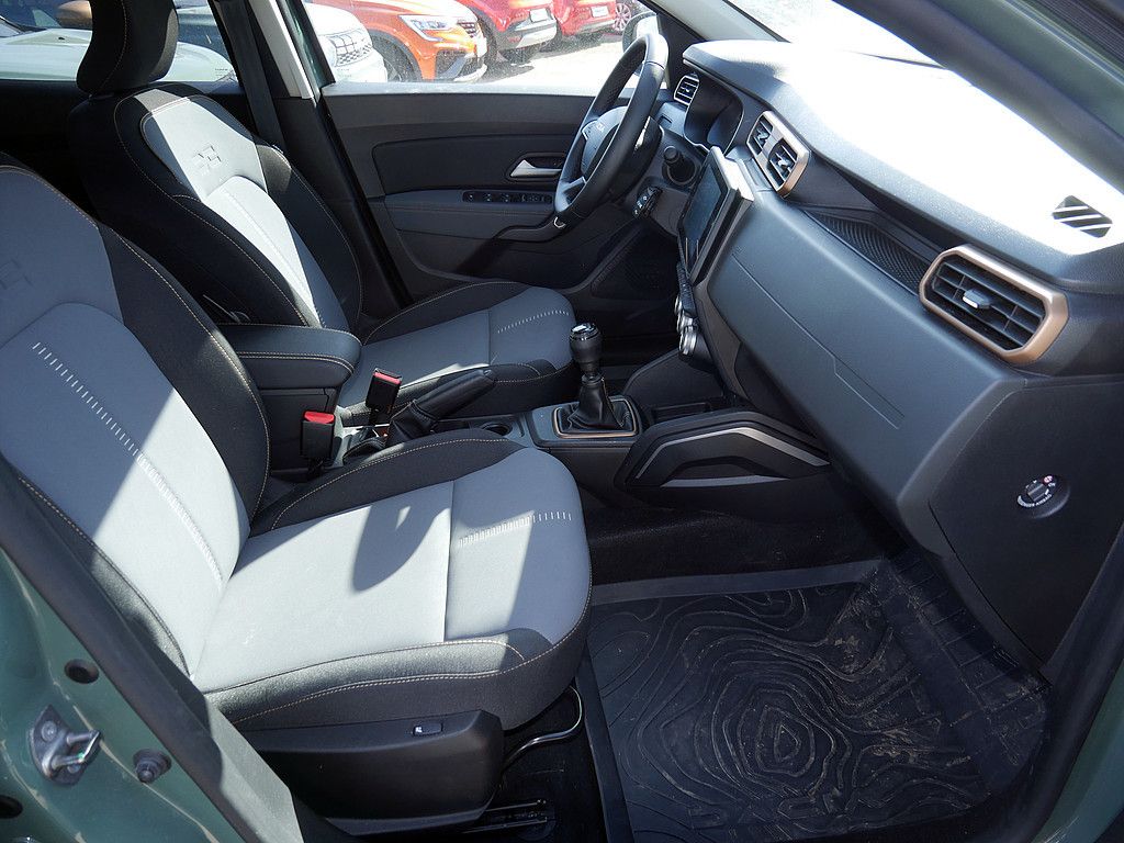 Dacia Duster Extreme TCe 130 2WD - Samsaru's Car Outlet