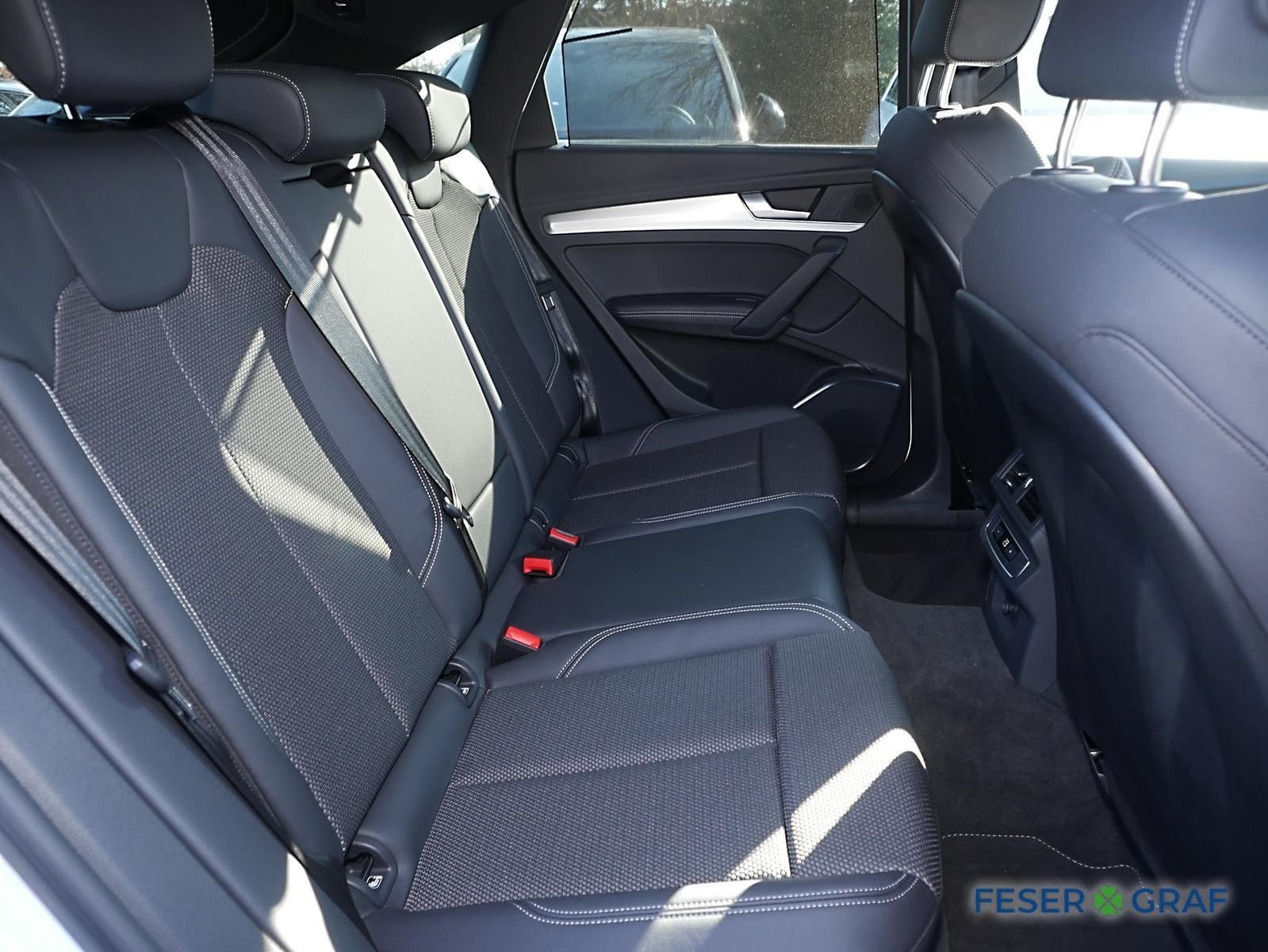 Audi Q5 Sportback 40 TDI quattro S line - Samsaru's Car Outlet
