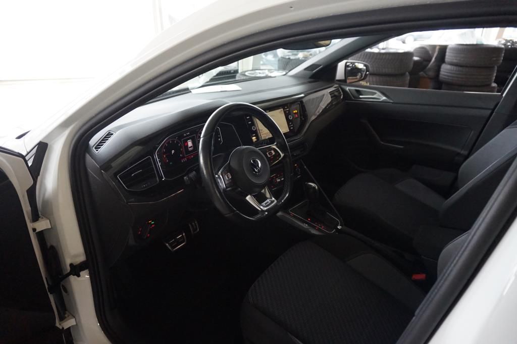 Volkswagen POLO 1,0 TSI DSG R-LINE KAMERA SHZ ACC LED NAVI