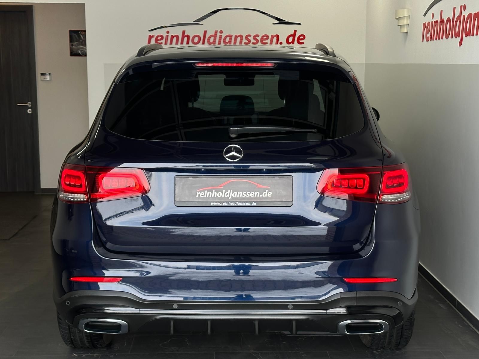 Mercedes-Benz GLC 220 d 4M AMG Night Standh Distronic Panorama