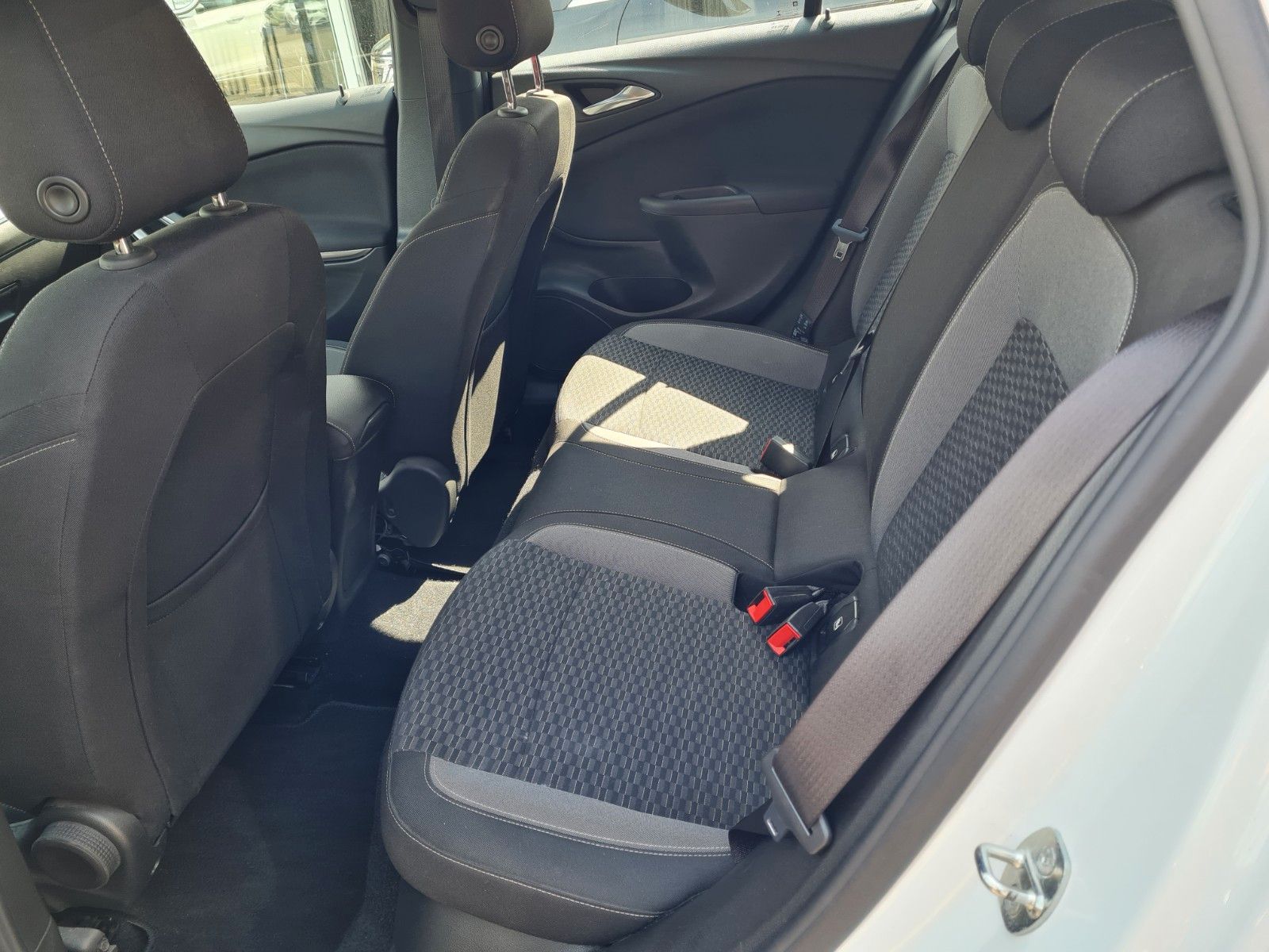 Opel Astra K Sports Tourer GS Line - Samsaru's Car Outlet