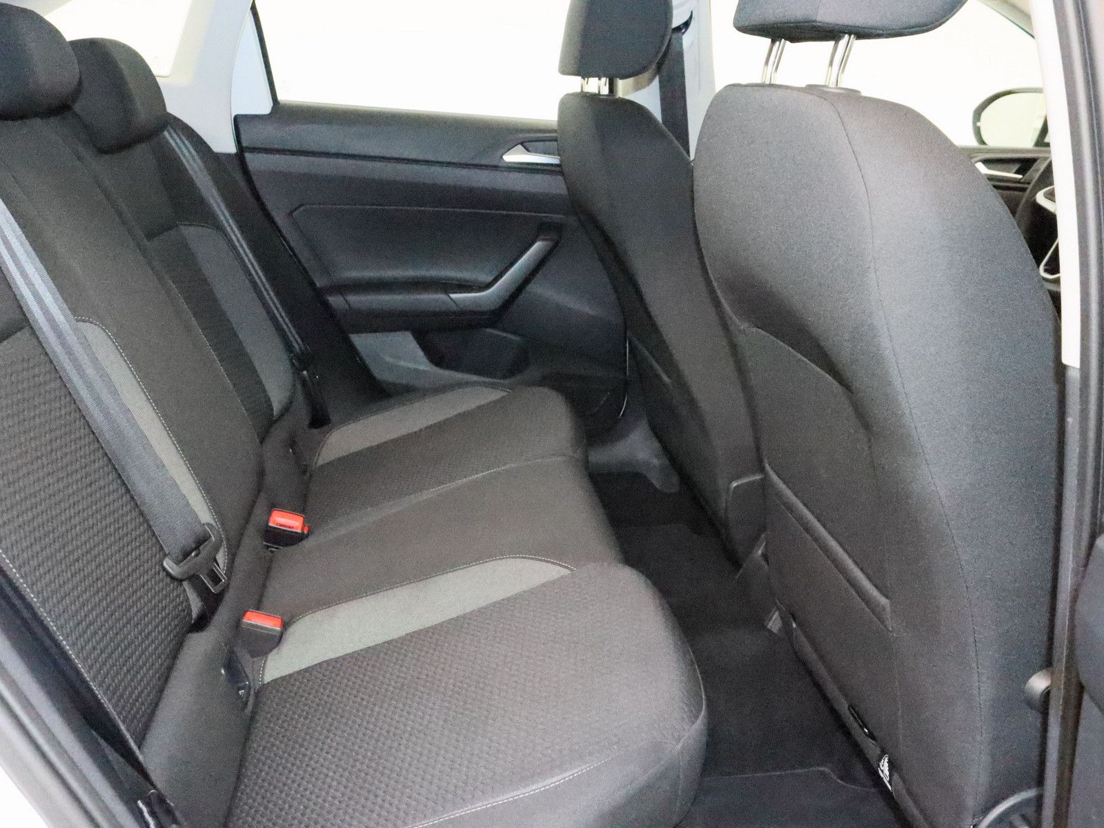 Volkswagen Taigo 1.0 TSI - Samsaru's Car Outlet