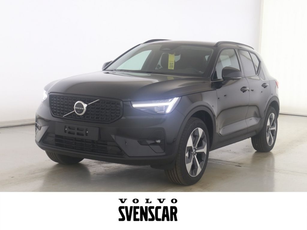 Volvo XC40 Plus Dark B3 EU6e AHK Leder Digitales Cockp