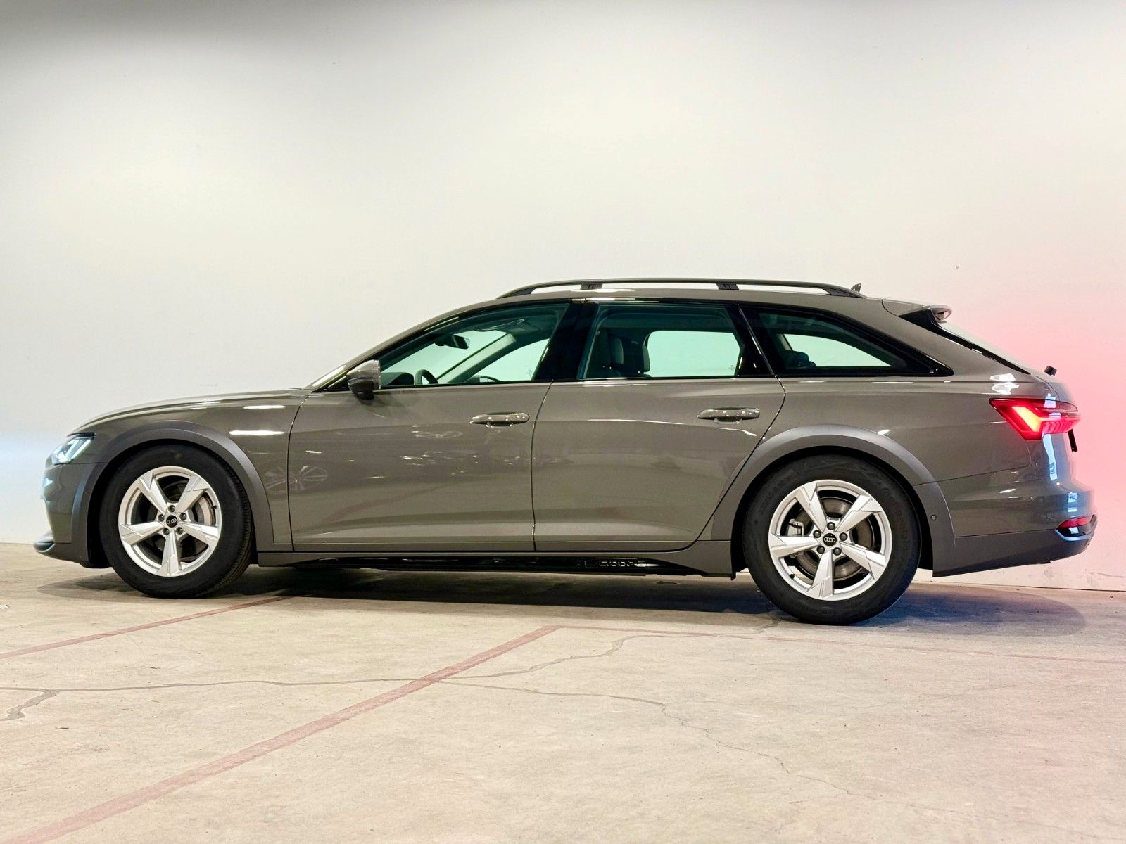 Audi A6 Allroad Quattro 40 TDI - Samsaru's Car Outlet