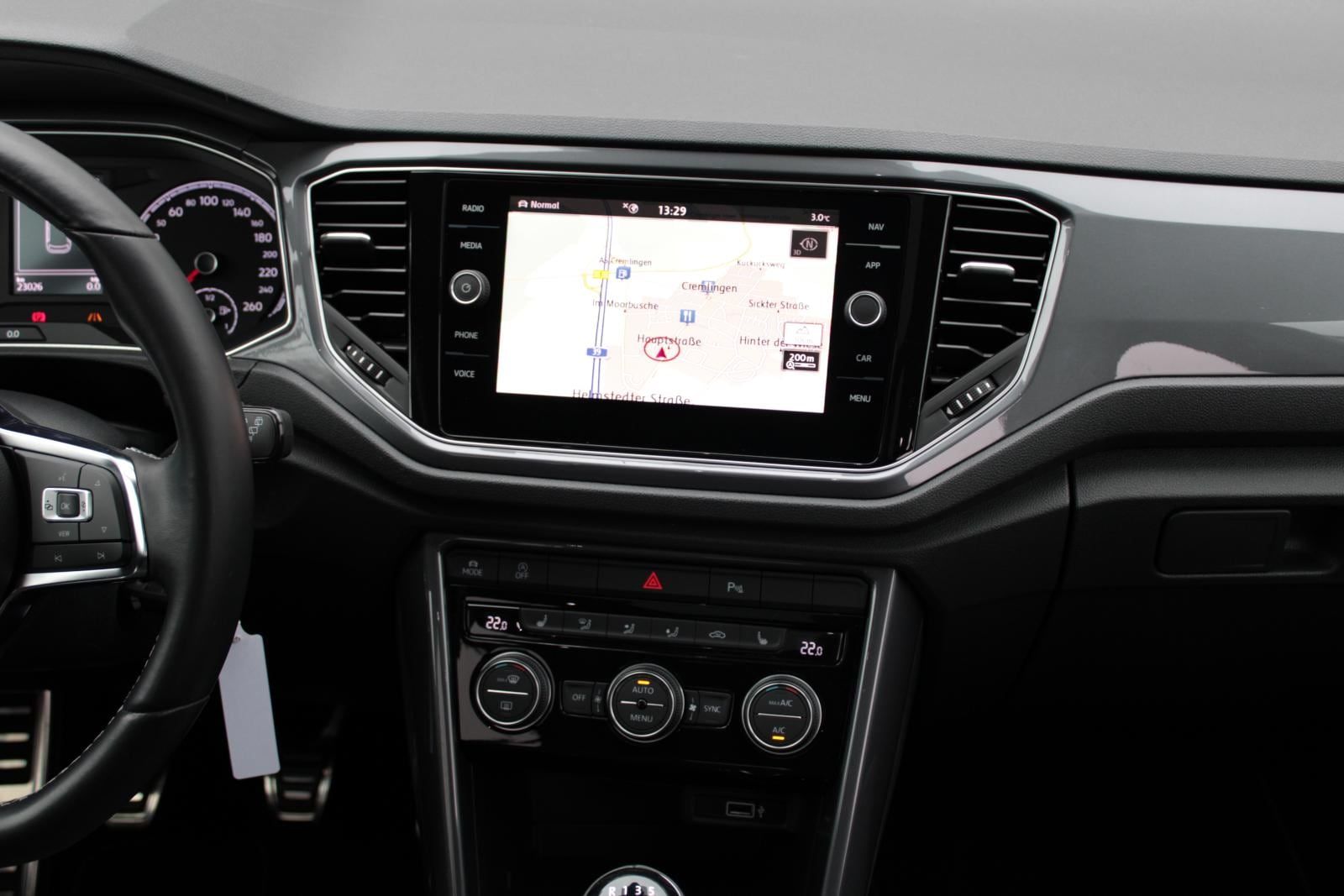 Volkswagen T-ROC 1.5TSI R-Line - Samsaru's Car Outlet
