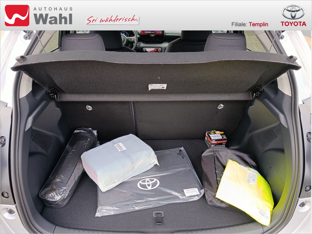 Toyota Yaris 1.5 Hybrid Teamplayer