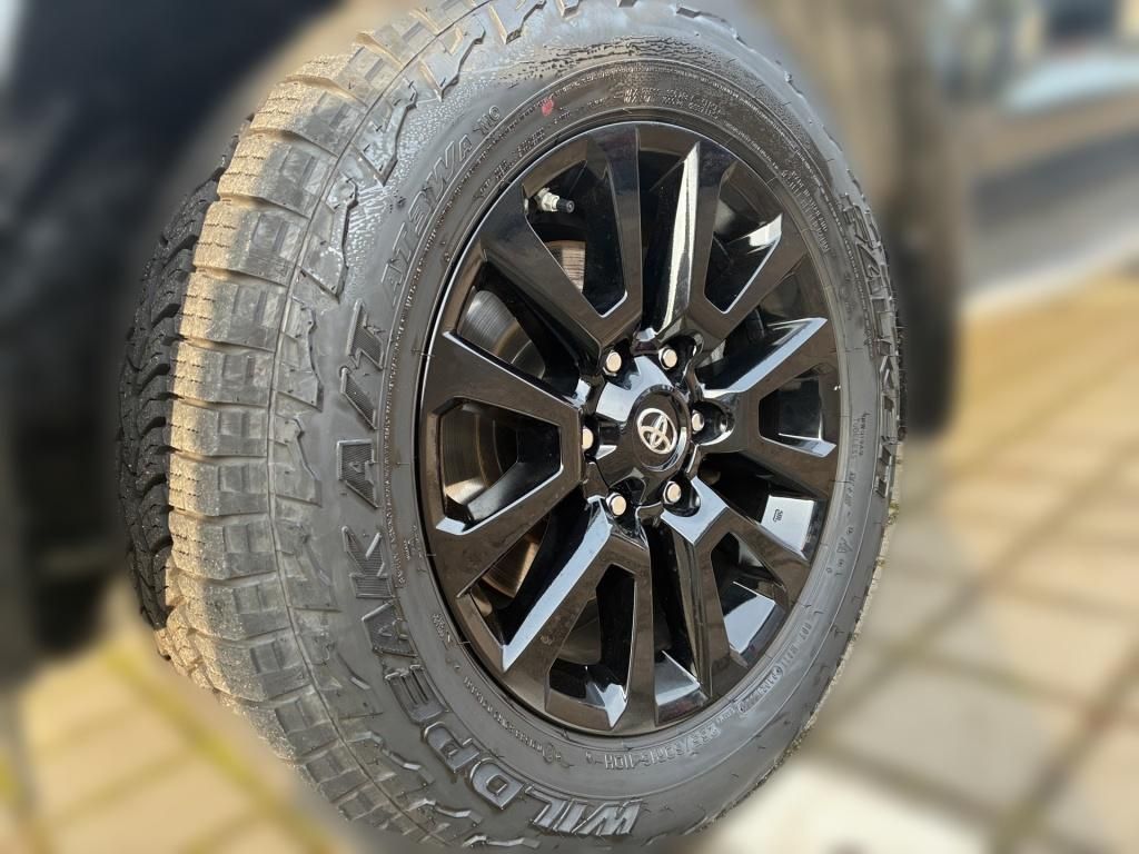 Toyota Land Cruiser 2.8 D4-D TEC Edition AHK PANO JBL B