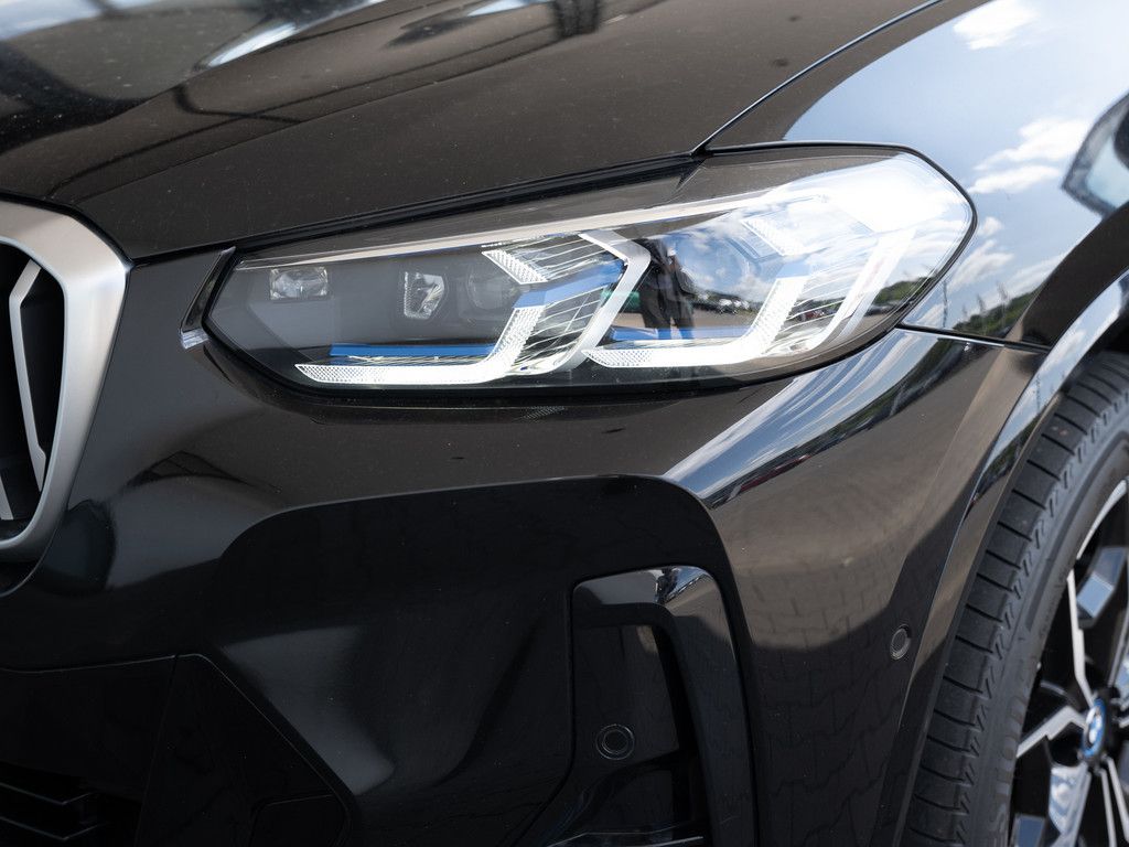 BMW X3 xDrive 30e M-Sportpaket - Samsaru's Car Outlet