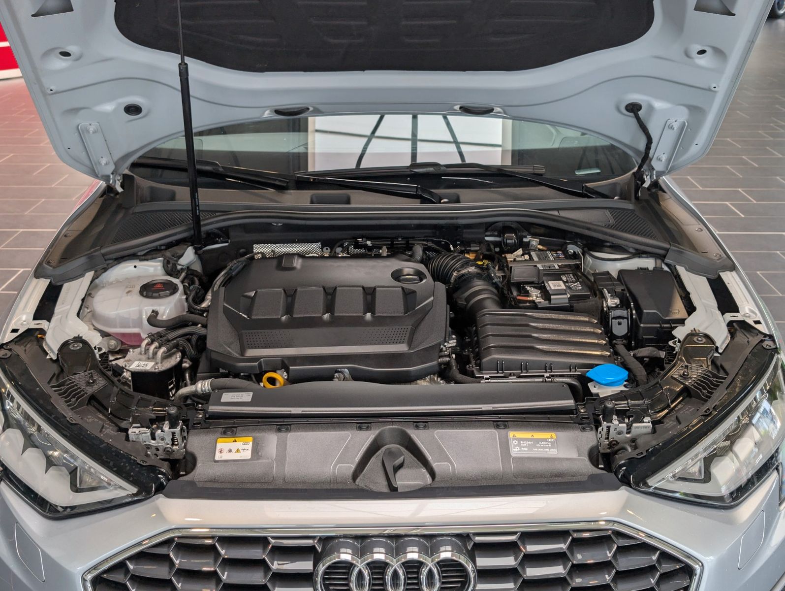 Audi A3 35 TDI Sportback S tronic advanced - Samsaru's Car Outlet
