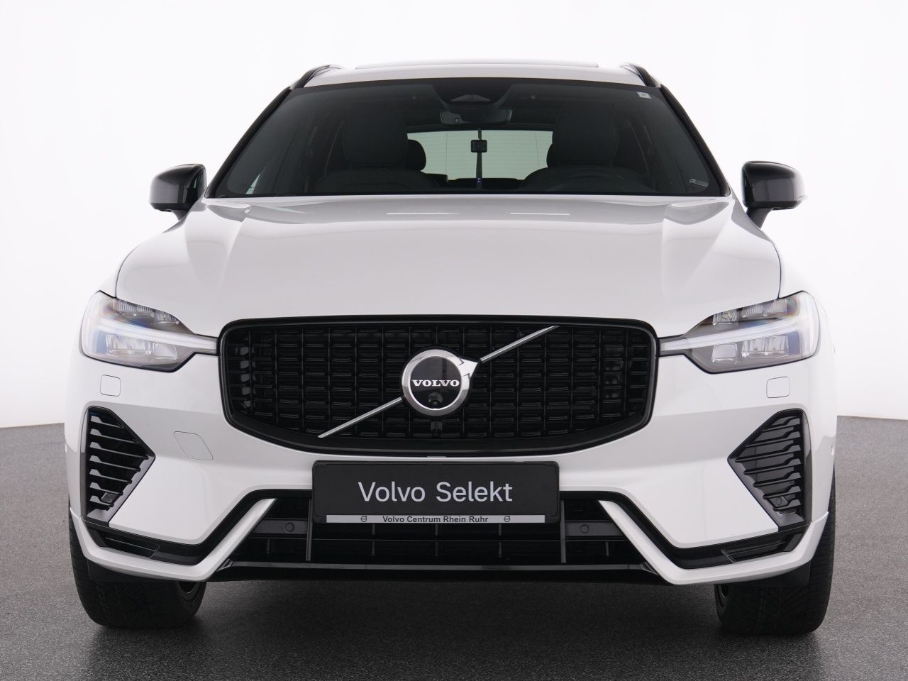 Volvo XC60 T6 Recharge PLUS DARK LICHTPAK+360°+PANO