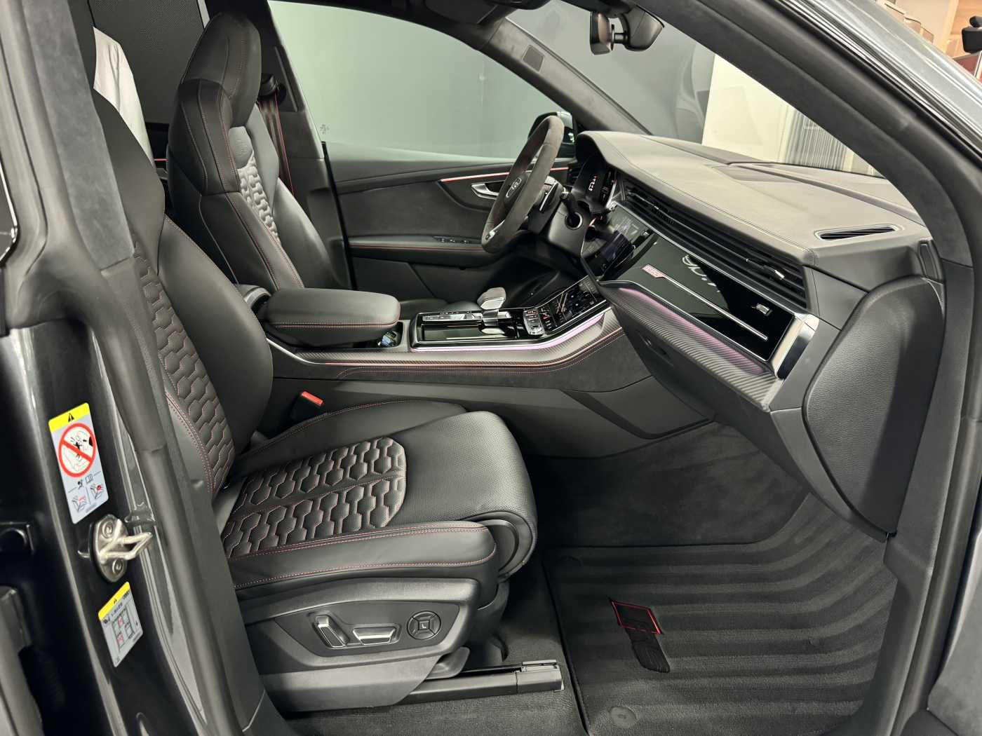 Audi RS Q8 600 PS tiptronic*RS Essentials Paket*