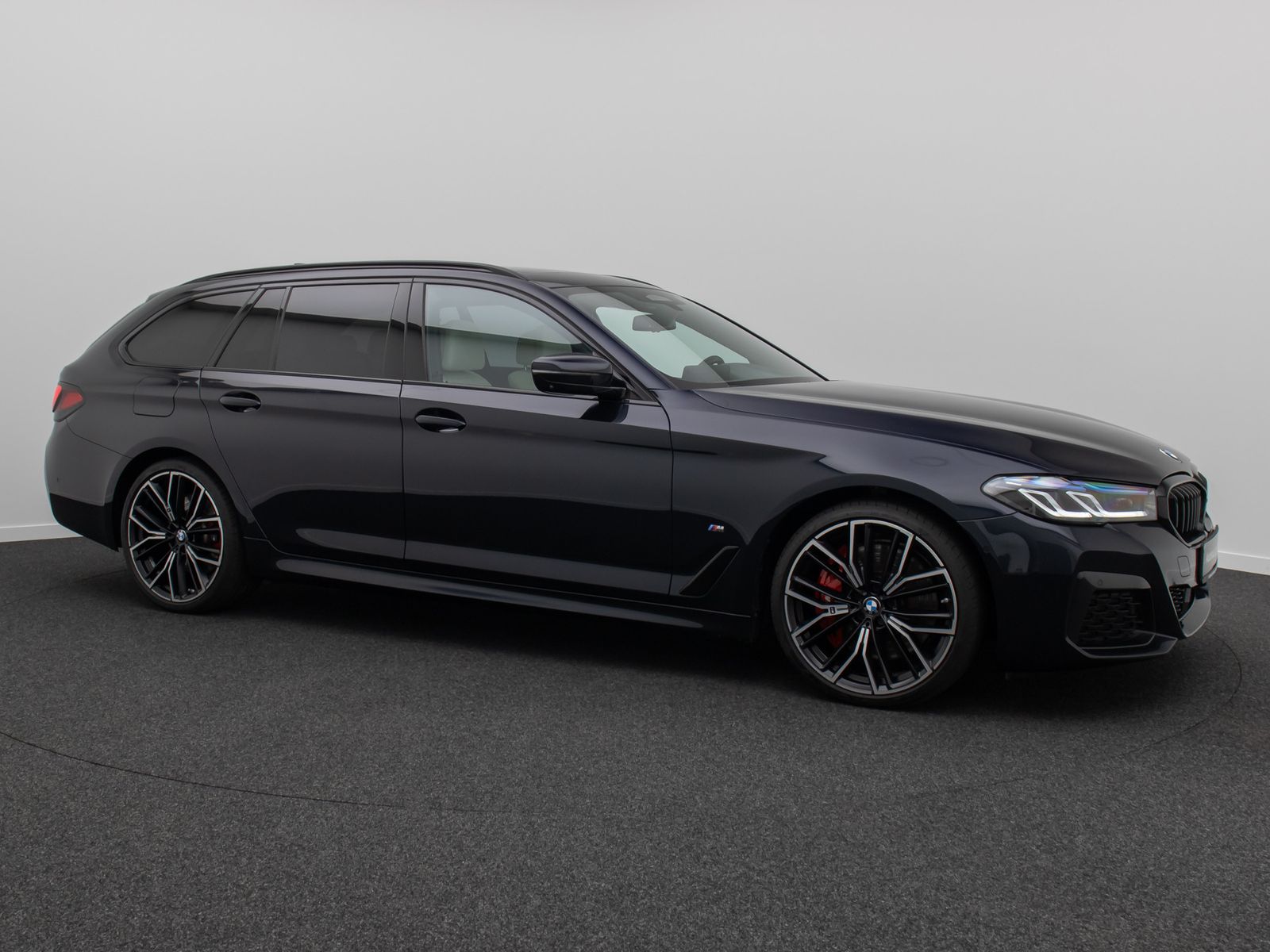 BMW 540d xD M Sport 360° HUD DAB H/K Panorama 20Zoll