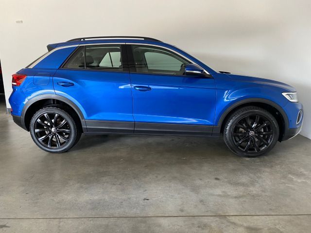 Volkswagen T-Roc Life 1.5 TSI DSG - Samsaru's Car Outlet