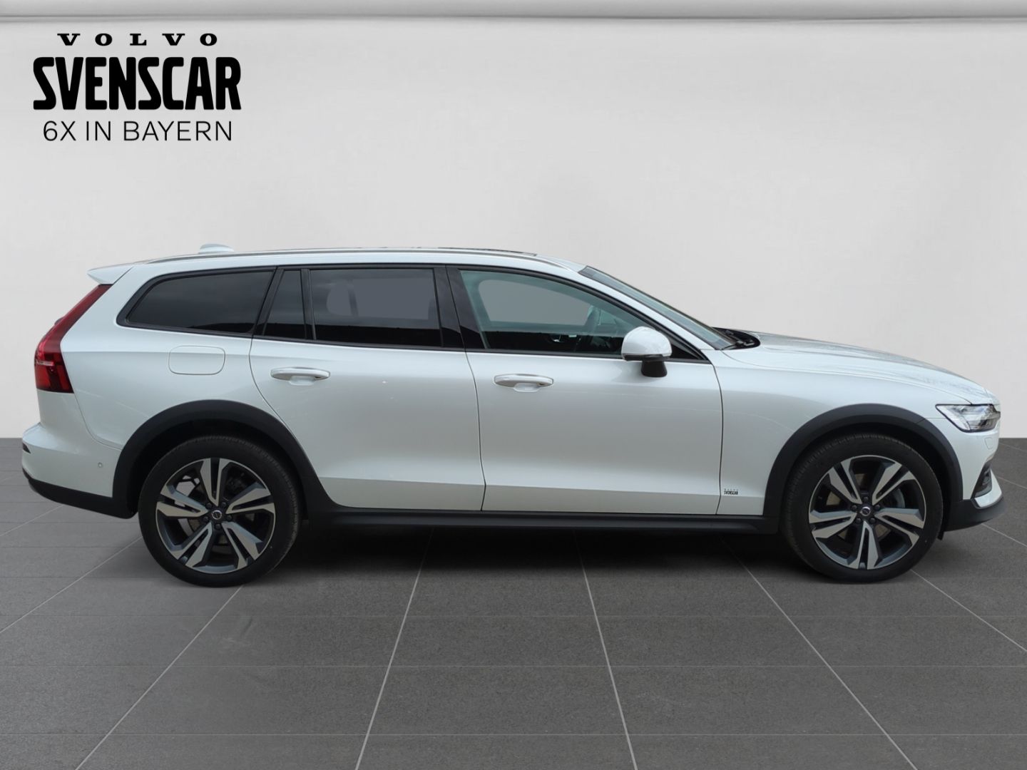 Volvo V60 Cross Country Plus AWD Panodach Leder Standh