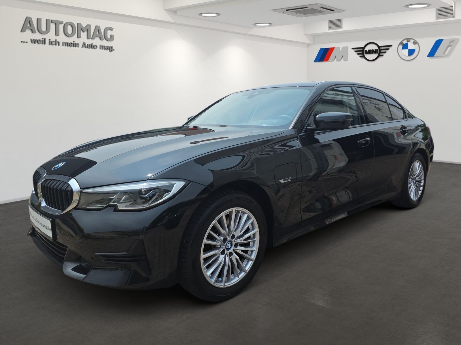 BMW 320e Sport-Line - Samsaru's Car Outlet