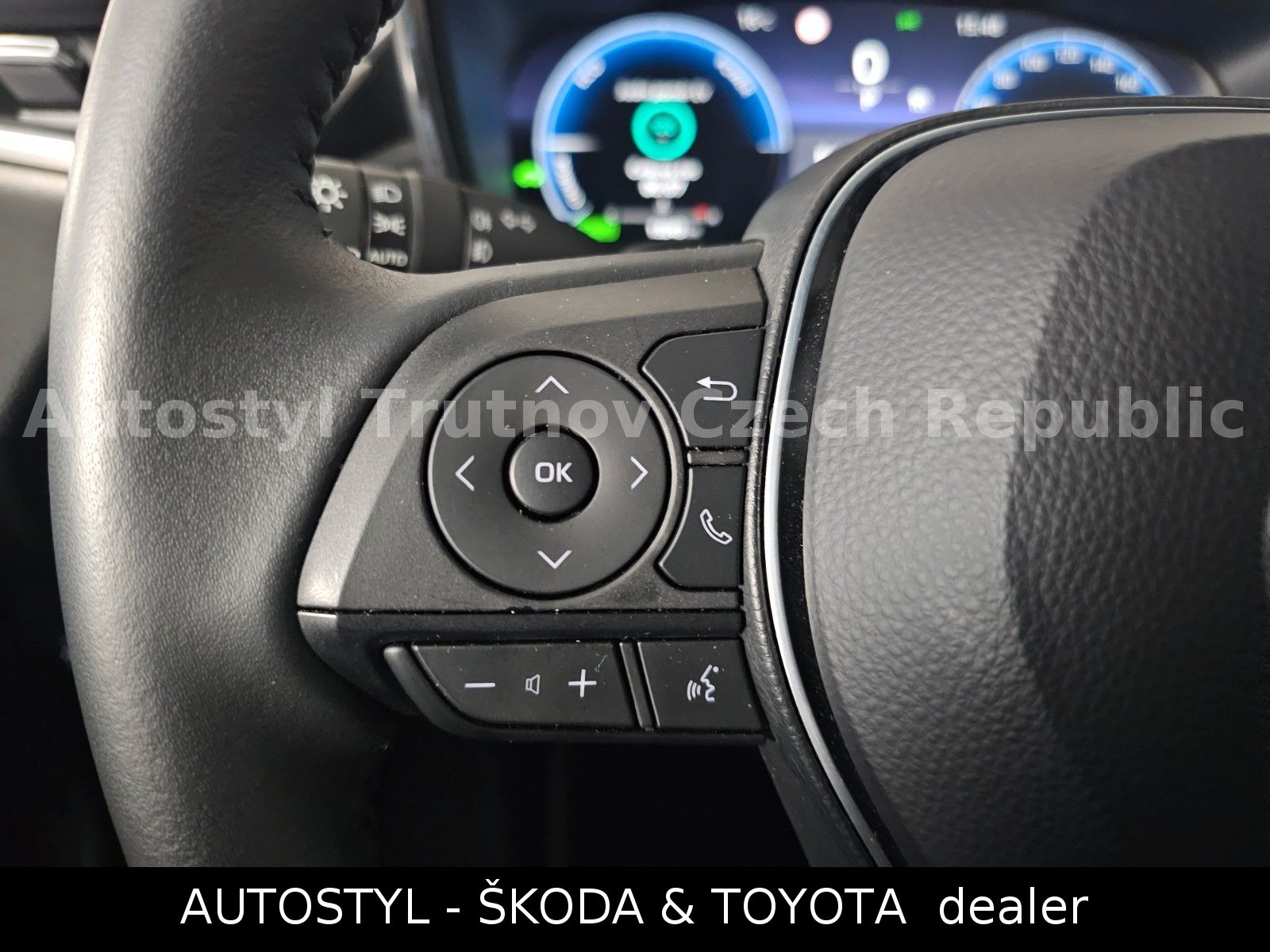 Toyota TS 2.0HEV 184k STYLE