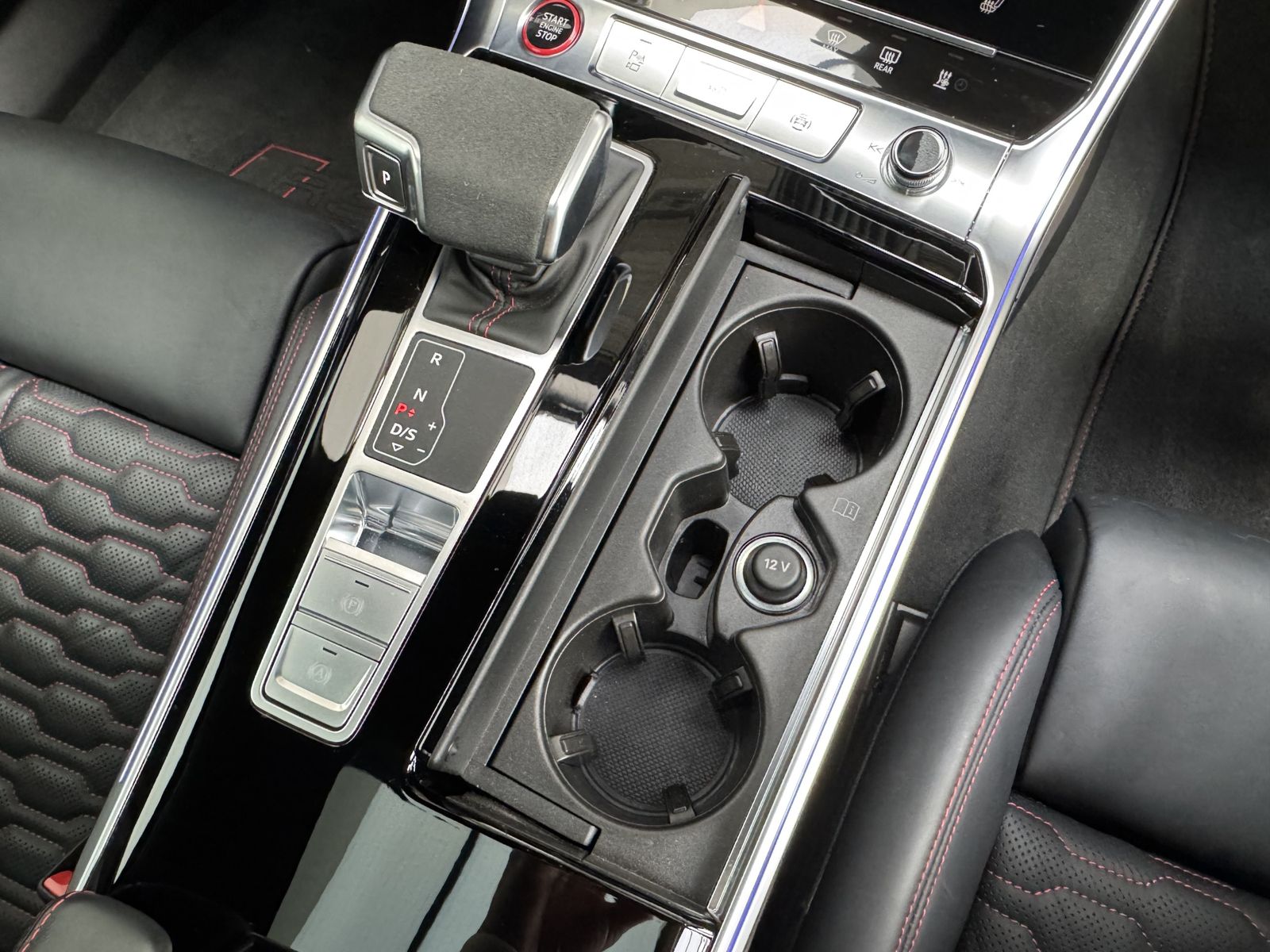 Audi RS6 Performance Matrix RS Design/Abgas Pano HUD