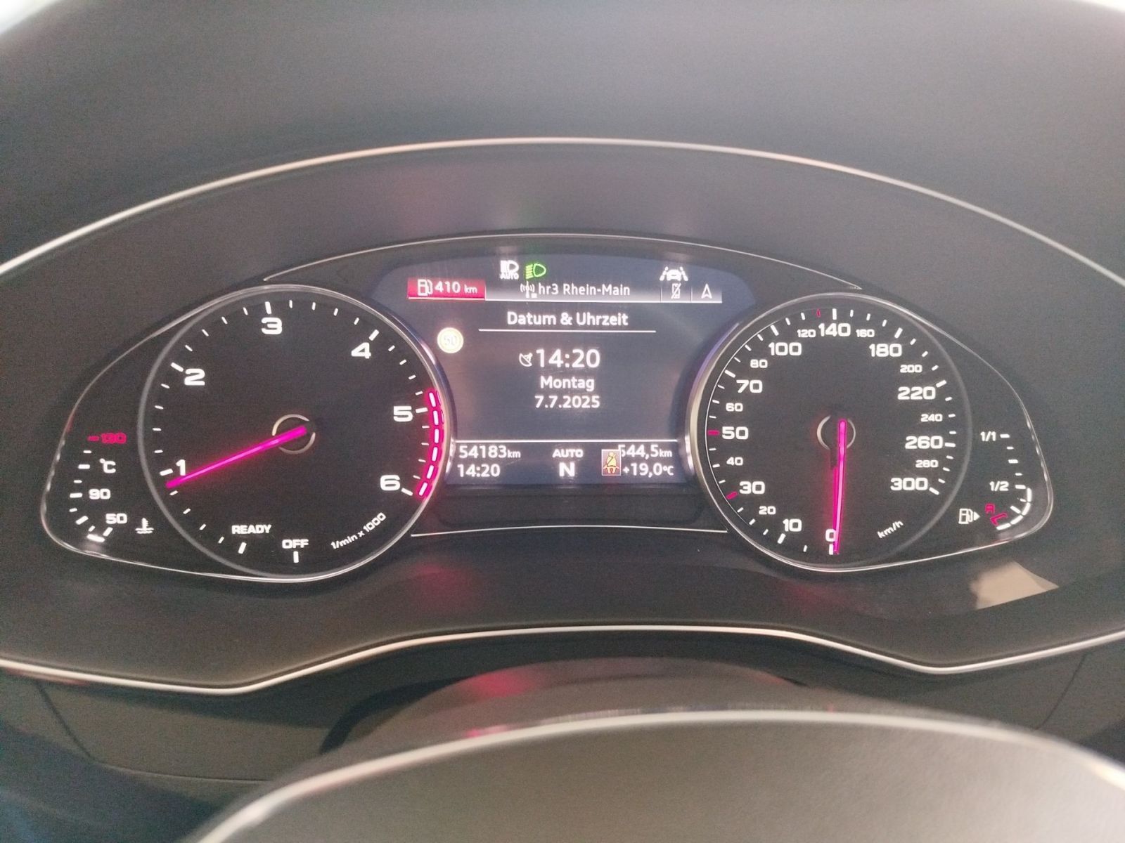 Audi A6 Avant 40 TDI quattro S tronic sport - Samsaru's Car Outlet