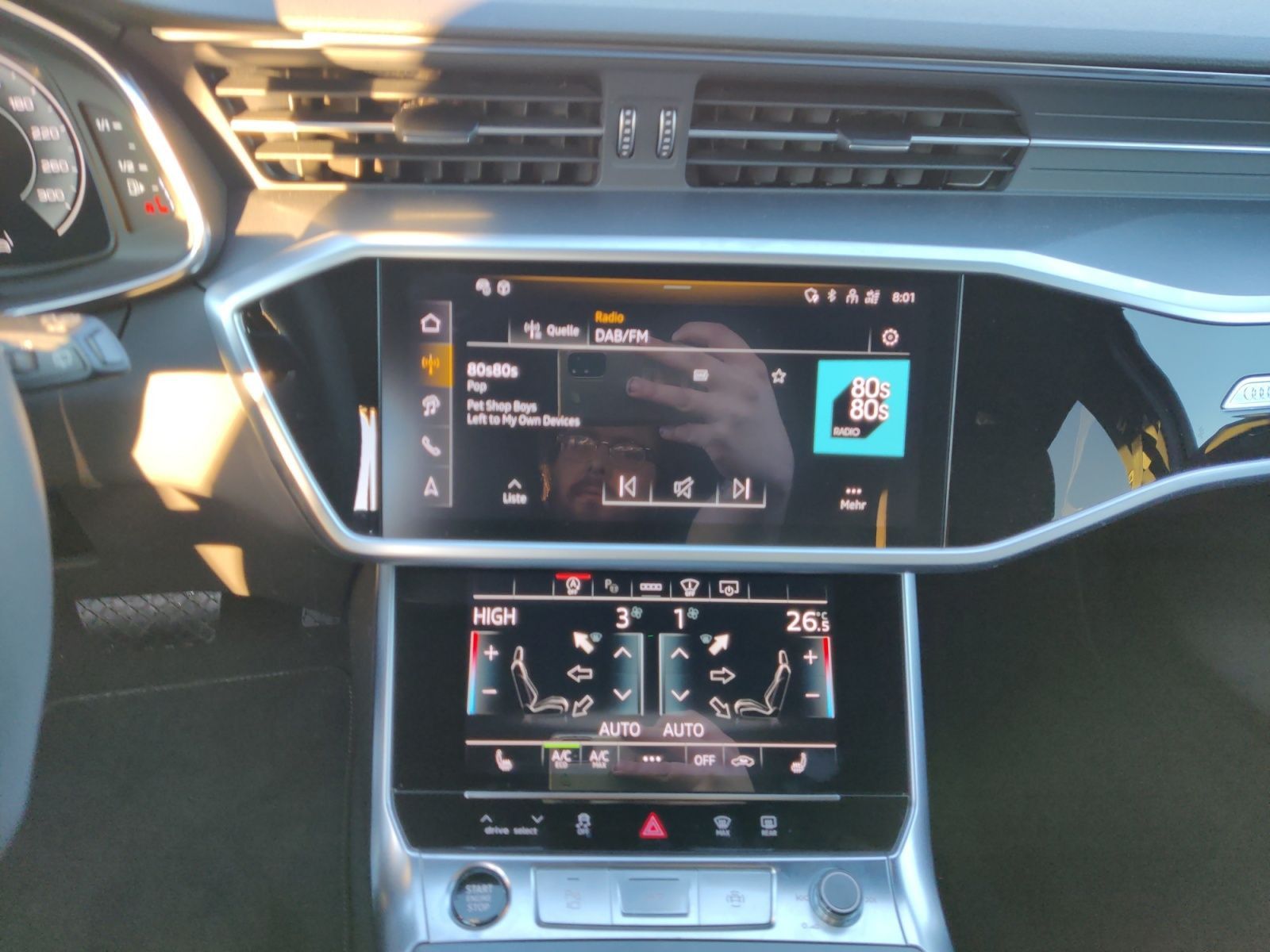 Audi A6 Avant 40 TDI S line Business Matrix HUD