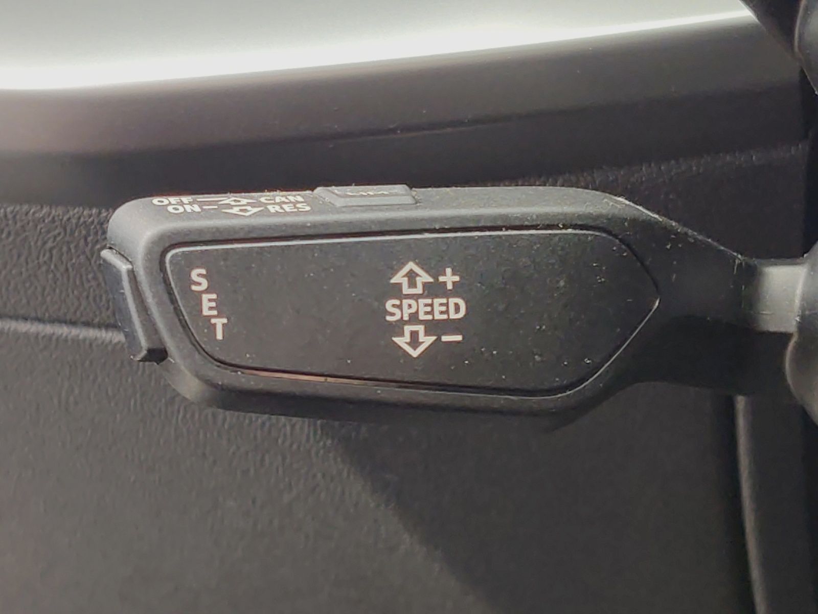 Audi A3 Sportback 30 TDI advanced - Samsaru's Car Outlet