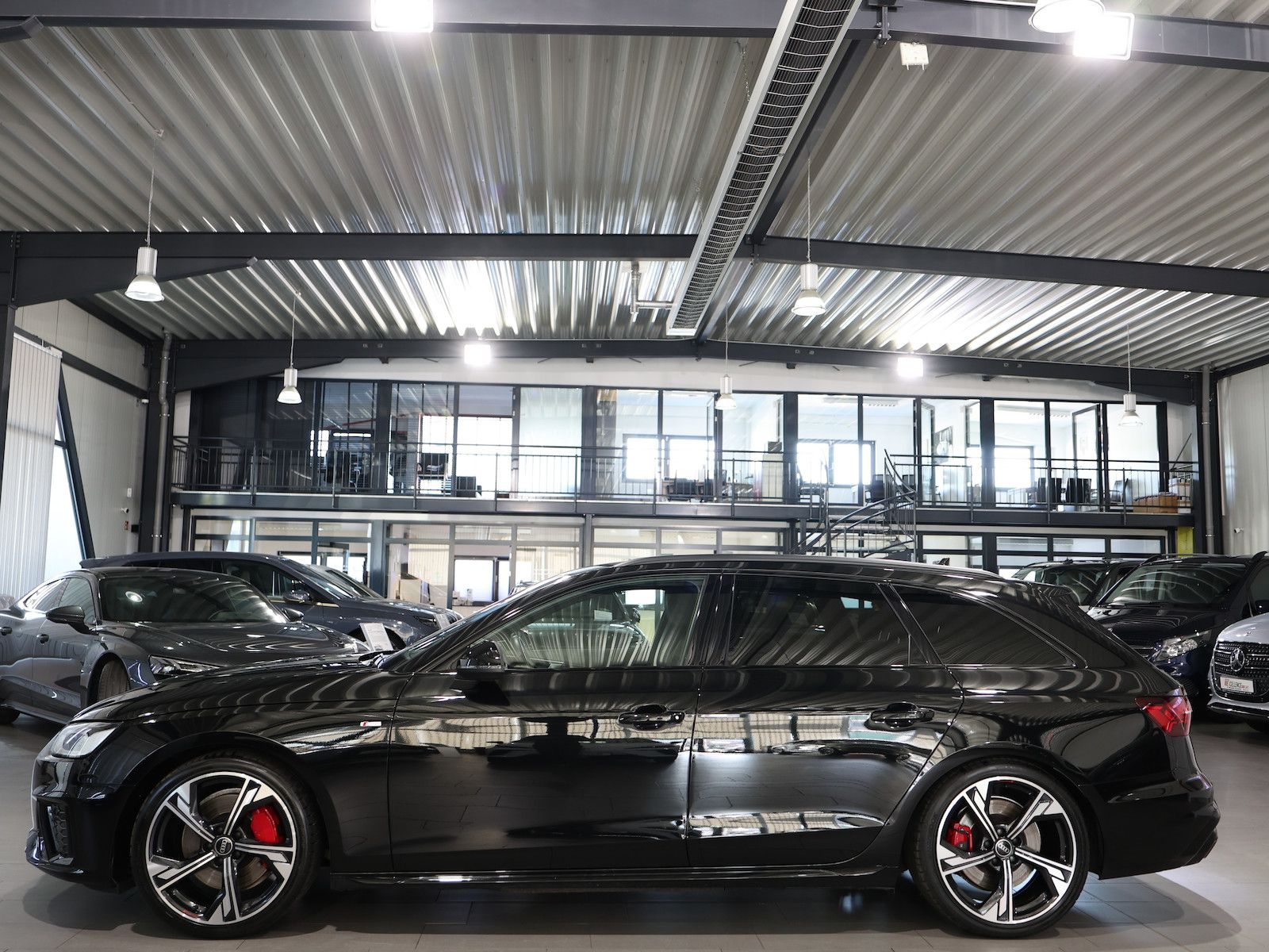 Audi A4 Avant 45 TFSI Q COMPETITION S-LINE BLACK