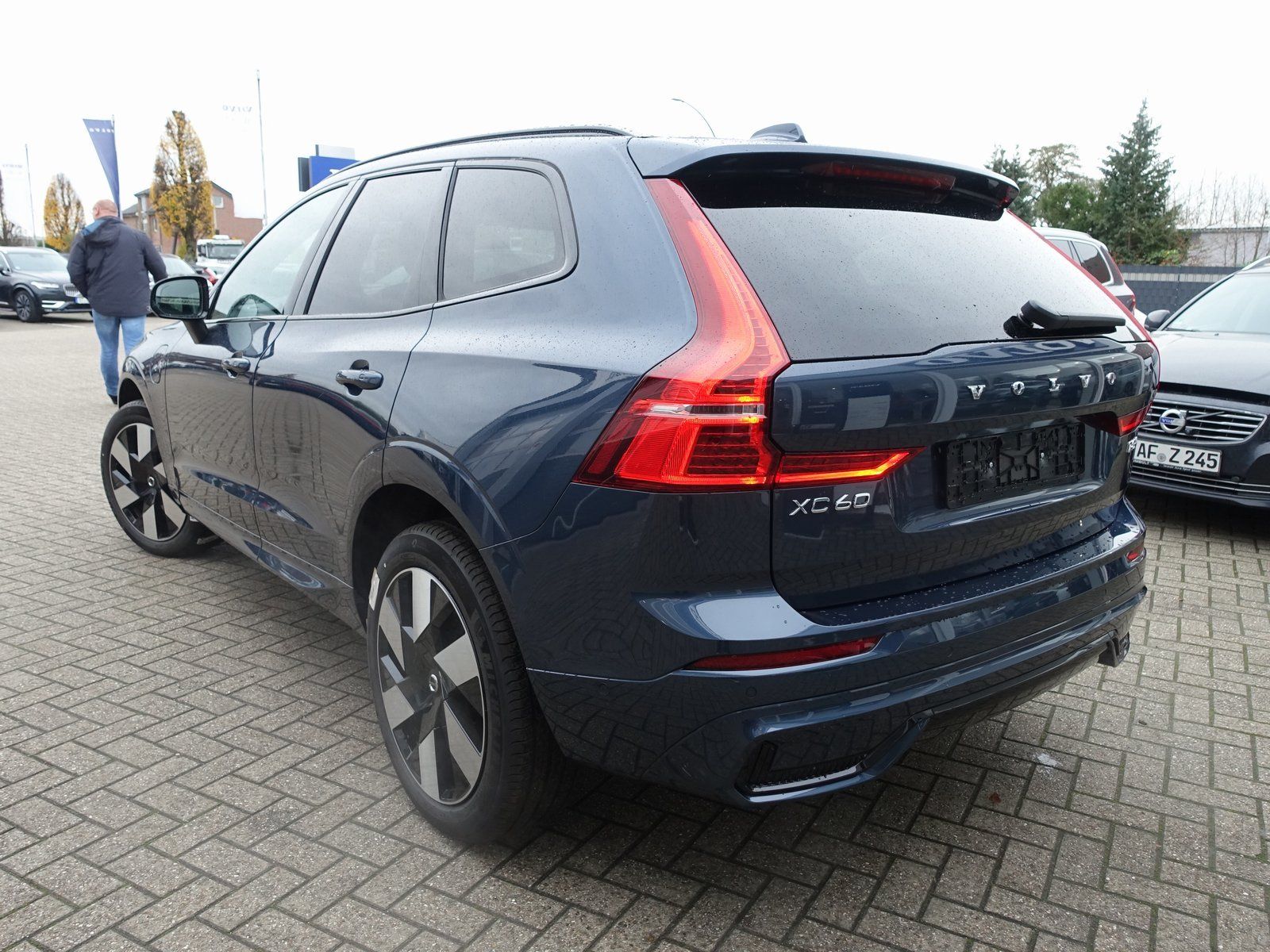 Volvo XC60 Ultra T8 AWD/Massage/Pano/360°/B&W/AHK