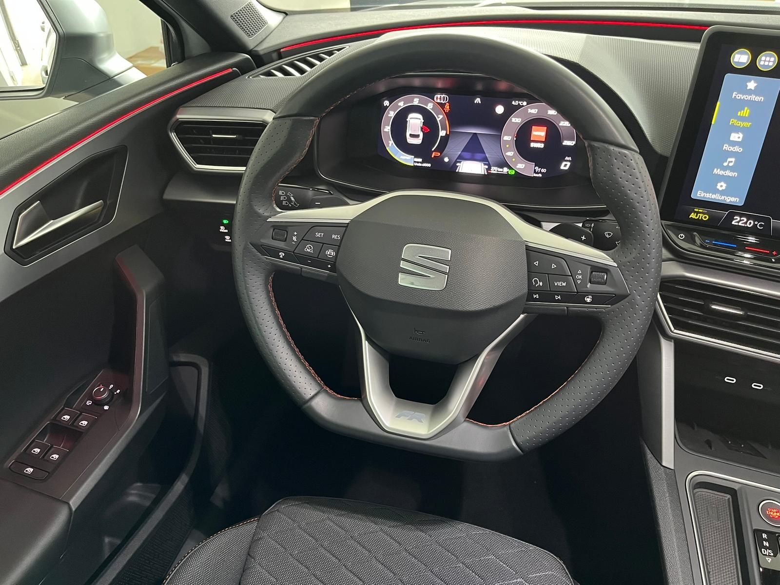 Seat Leon SP 2.0 TDI DSG NAVI LED AHK ACC KAMERA SHZ