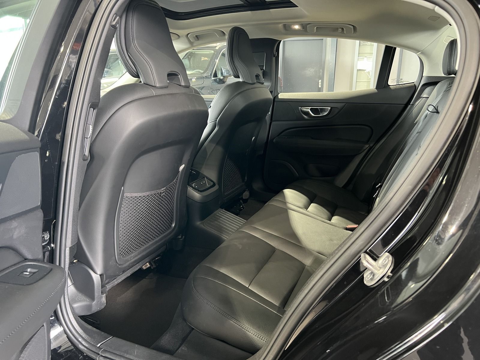 Volvo S60 T8 Ultimate Dark Recharge AWD 360° HeadUp