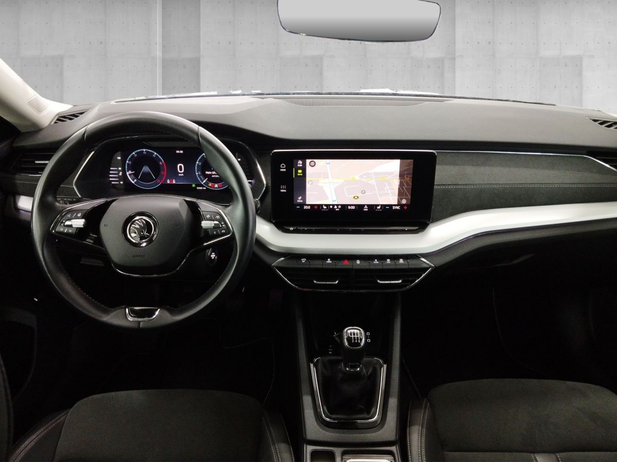 Skoda Octavia Combi 1.5 TSI Style - Samsaru's Car Outlet