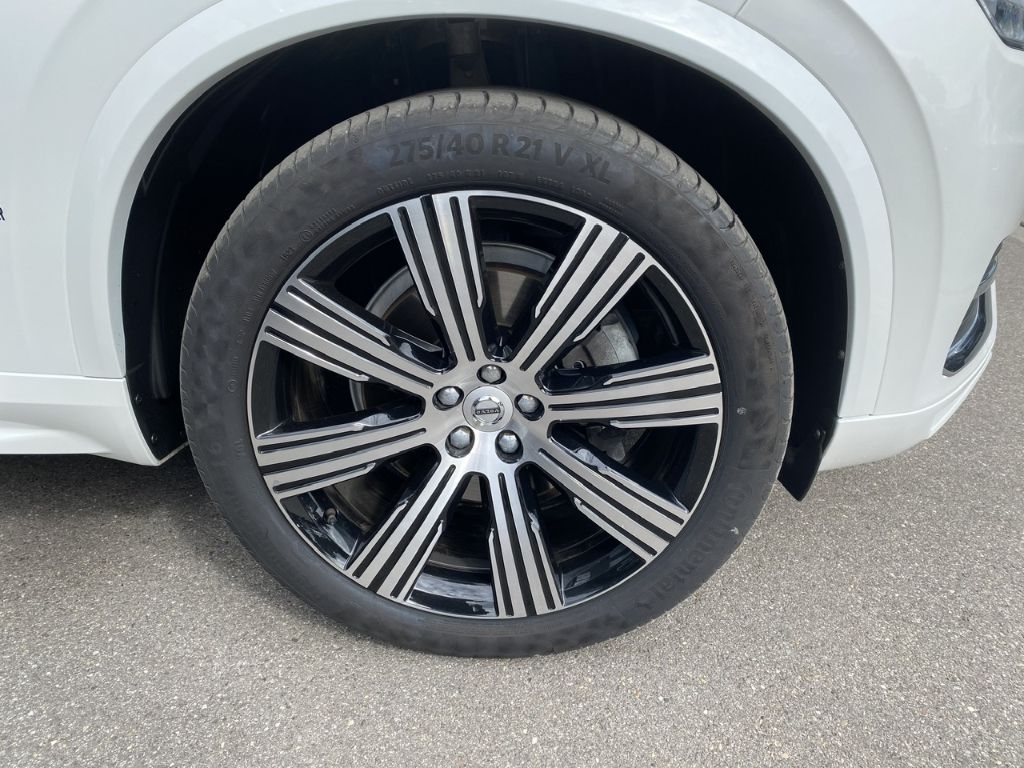 Volvo XC90 Ultimate Bright AWD B5 Diesel - Samsaru's Car Outlet