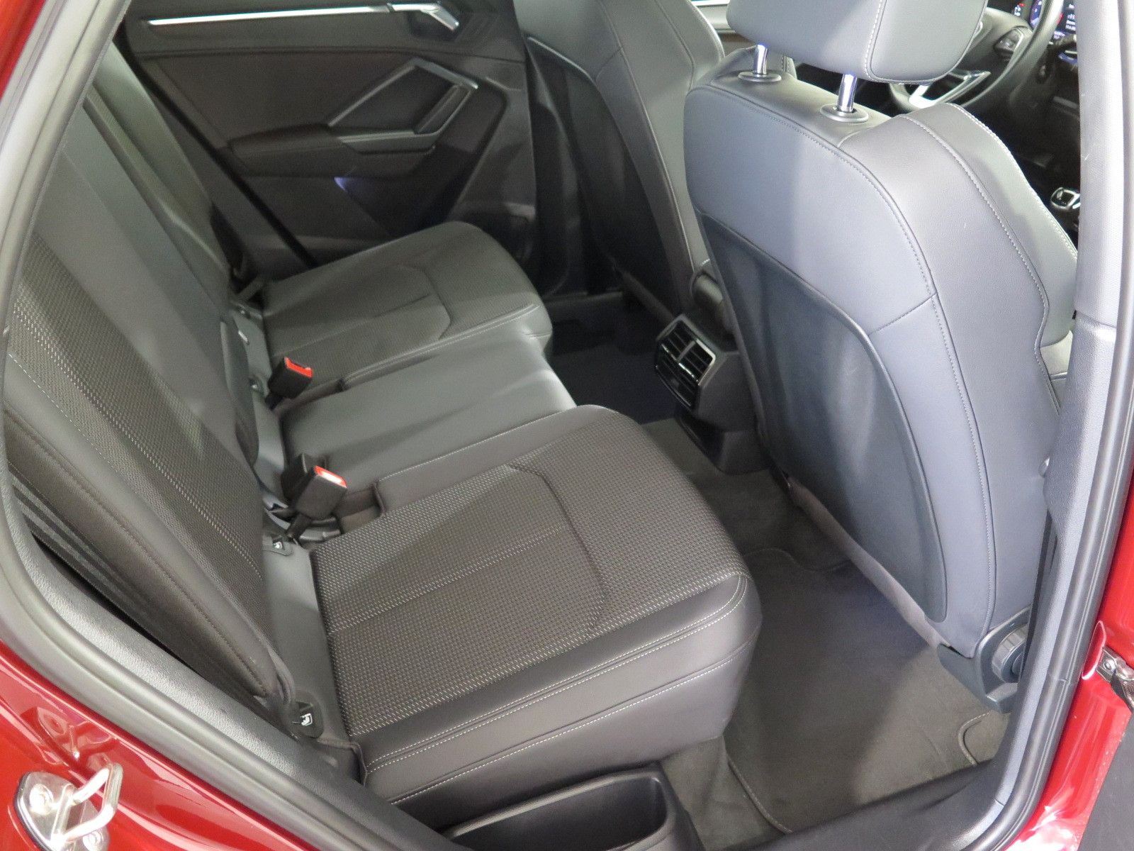 Audi Q3 Sportback 40 TFSI quattro S line - Samsaru's Car Outlet