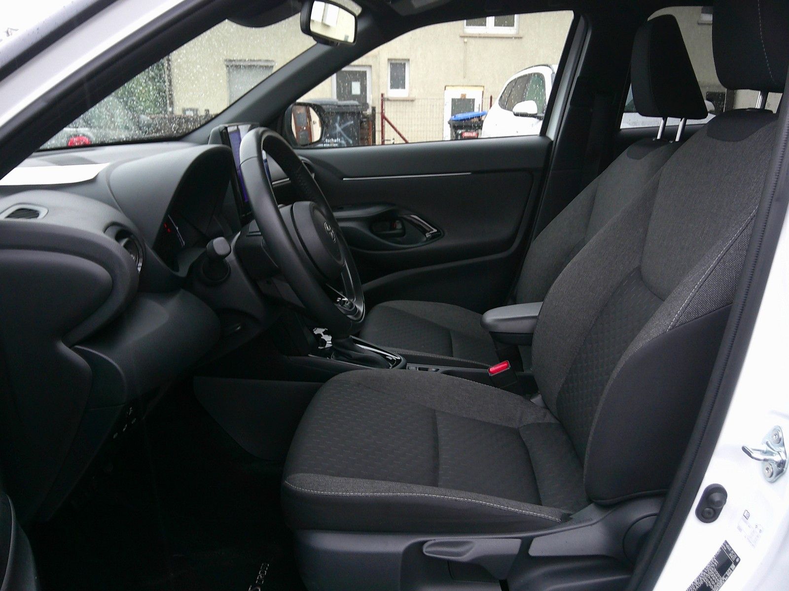 Toyota Yaris Cross Hybrid FWD Team Deutschland