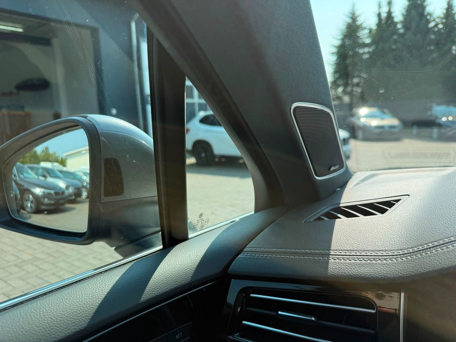 Volkswagen Touareg R-Line 4M MATRIX*LEDER*AHK*LUFT*360°