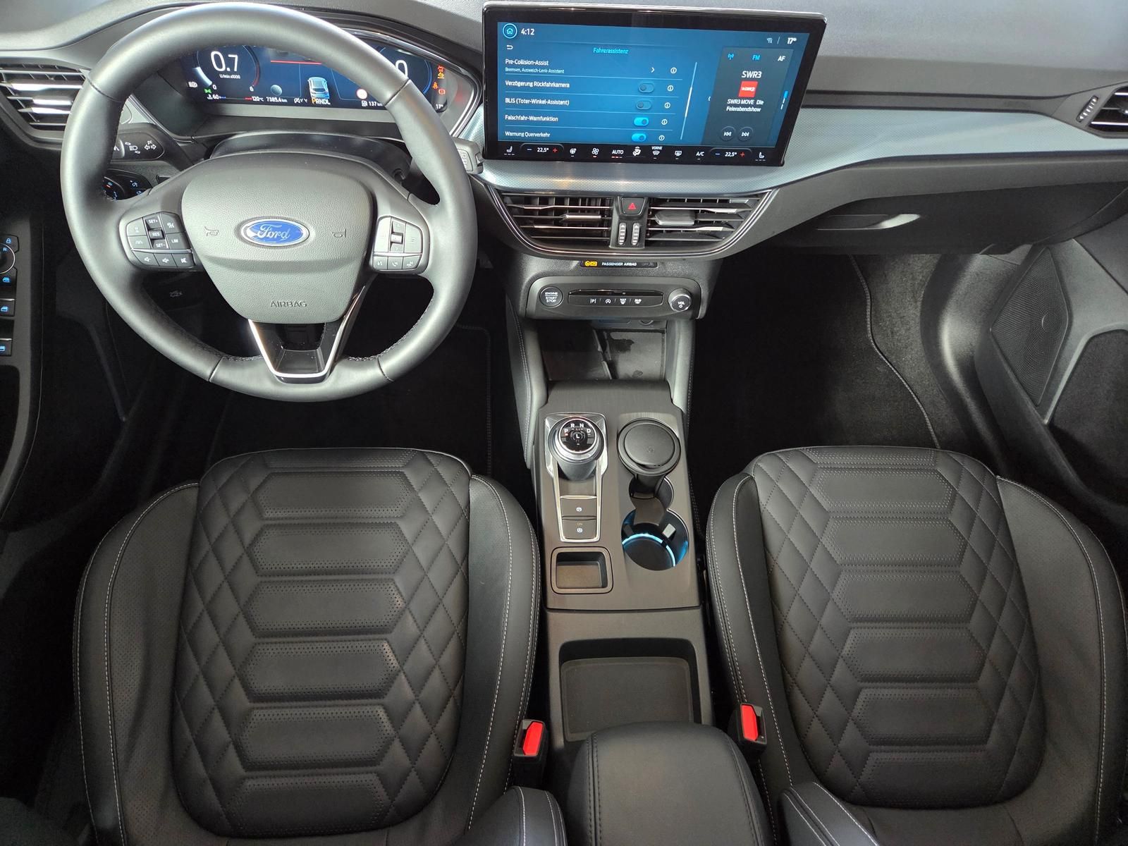Ford Focus Turnier Active X+ AHK ABNEHMBAR+PANORAMADA