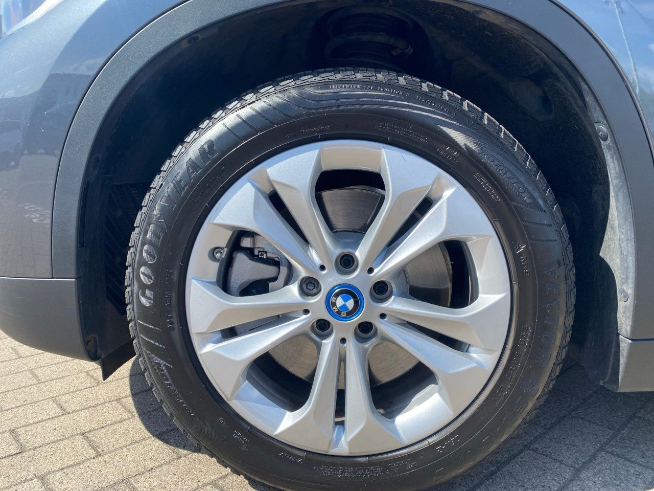 BMW X1 xDr25e Advantage - Samsaru's Car Outlet