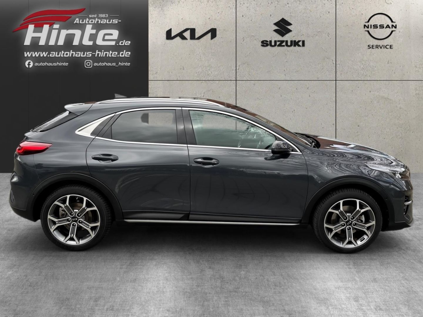 Kia XCeed PLATINUM Plug-in Hybrid - Samsaru's Car Outlet