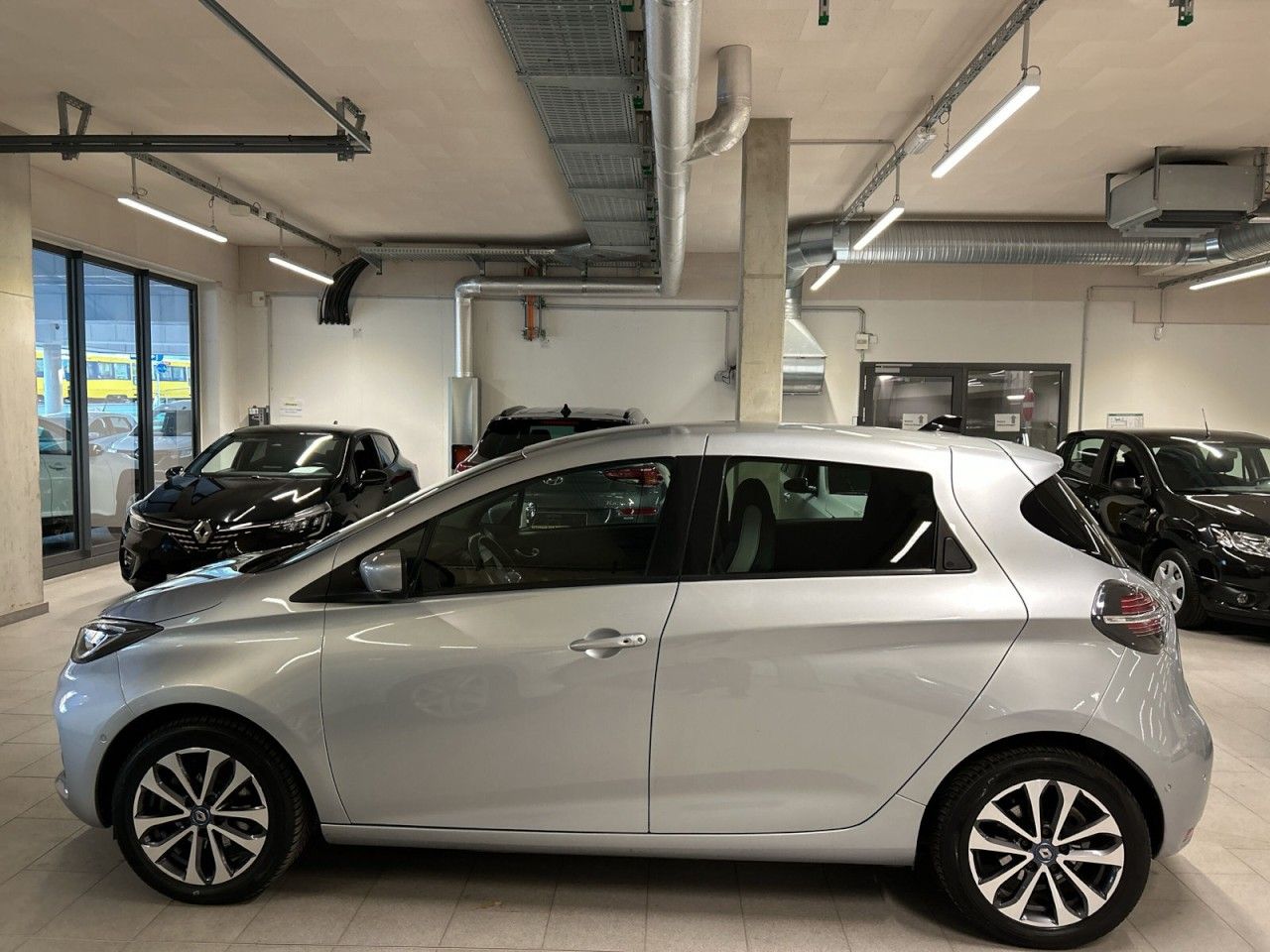 Renault Zoe Intens - Samsaru's Car Outlet