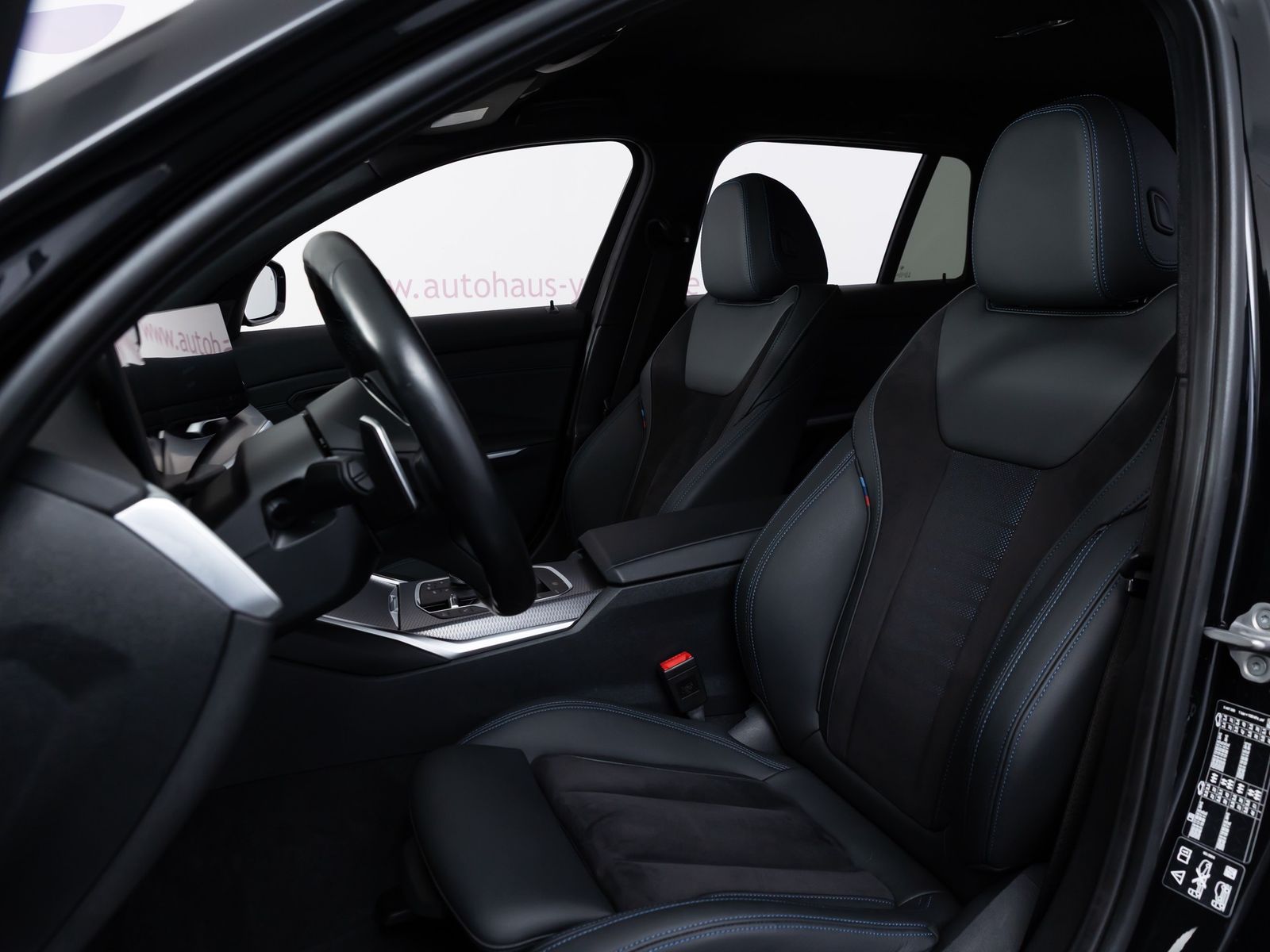 BMW 320d M Sport - Samsaru's Car Outlet