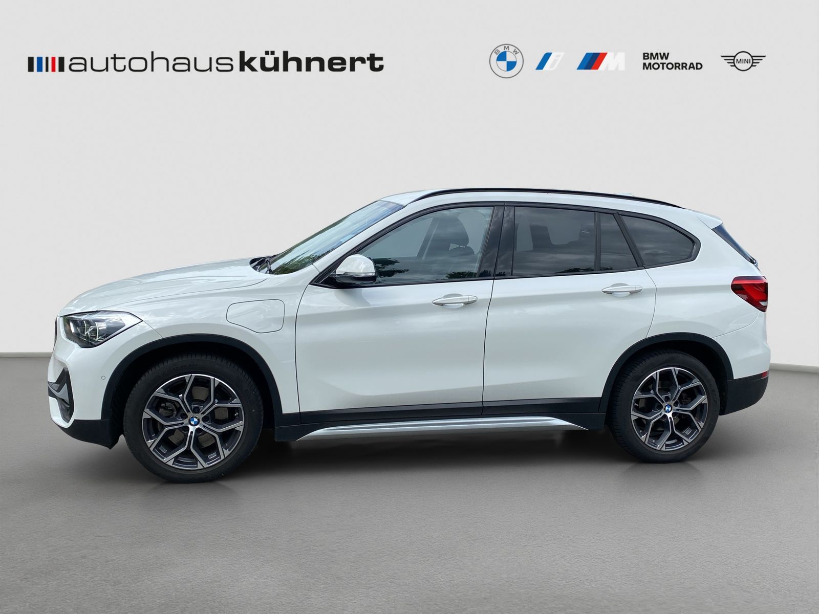 BMW X1 xDrive25e xLine - Samsaru's Car Outlet