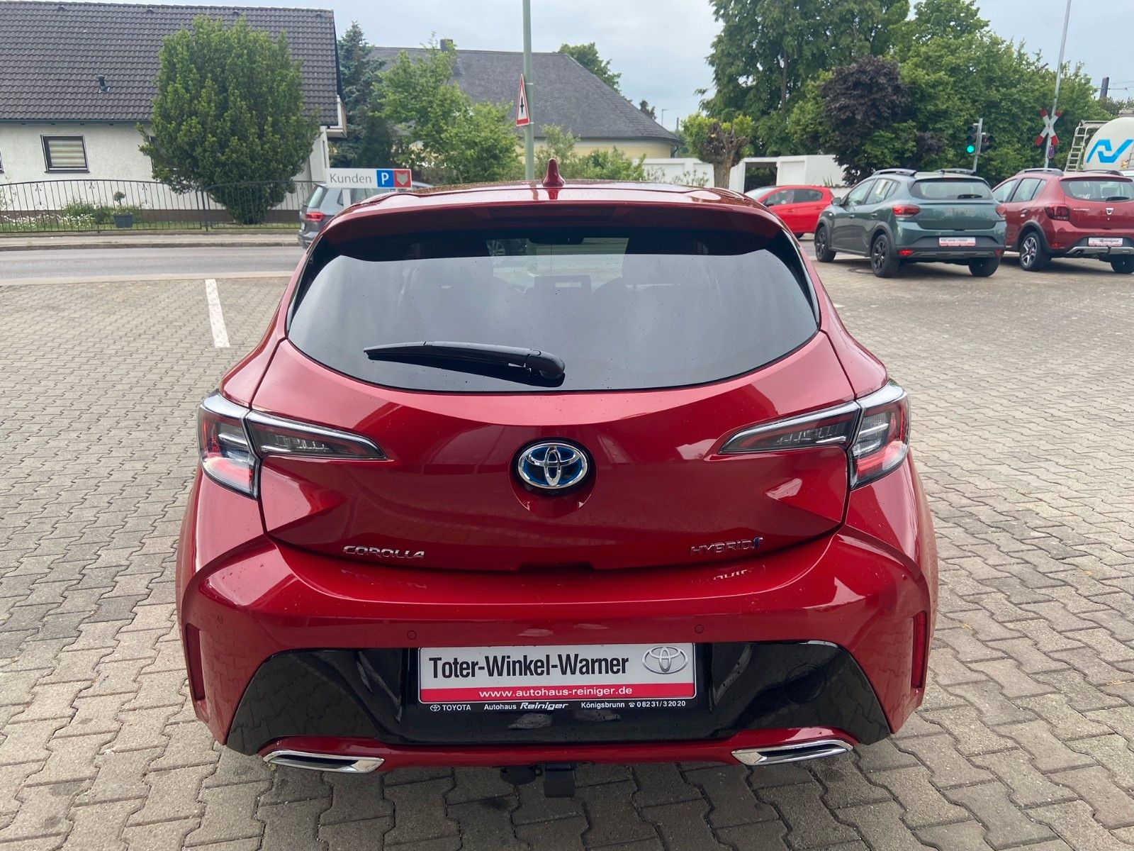 Toyota Corolla 2.0 Hybrid - Samsaru's Car Outlet