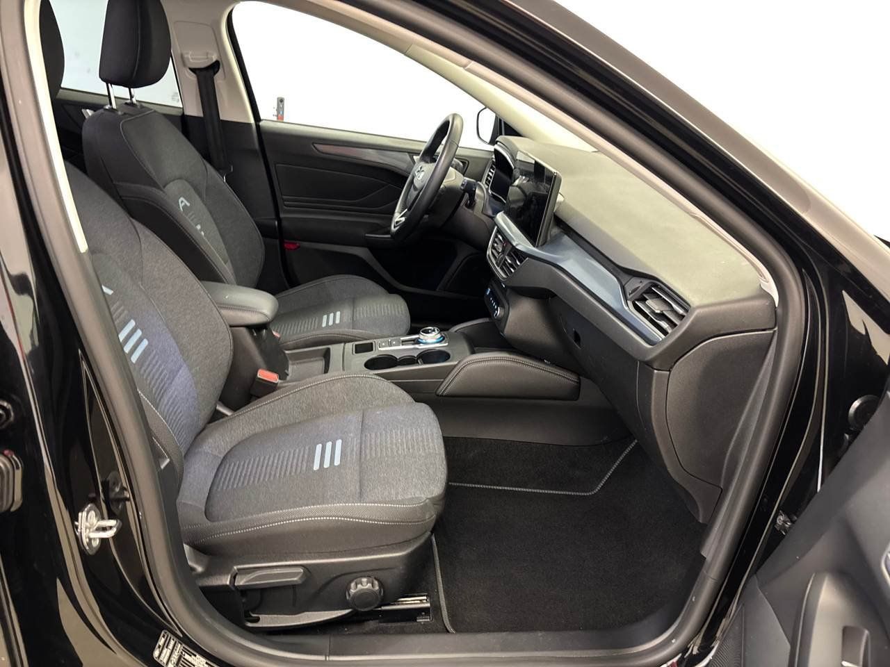 Ford Focus 1.5 EcoBlue Active X SpoSi ACC Key