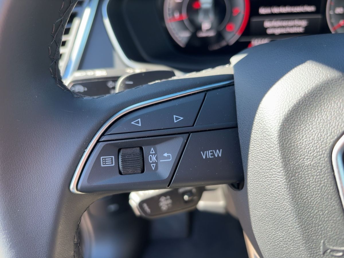 Audi Q5 40 TFSI Q. S-Line AHZV Kamera Matrix Standhzg